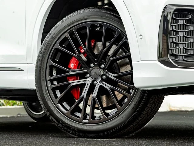 2026 Audi SQ8 Premium Plus quattro (4M), 11/20