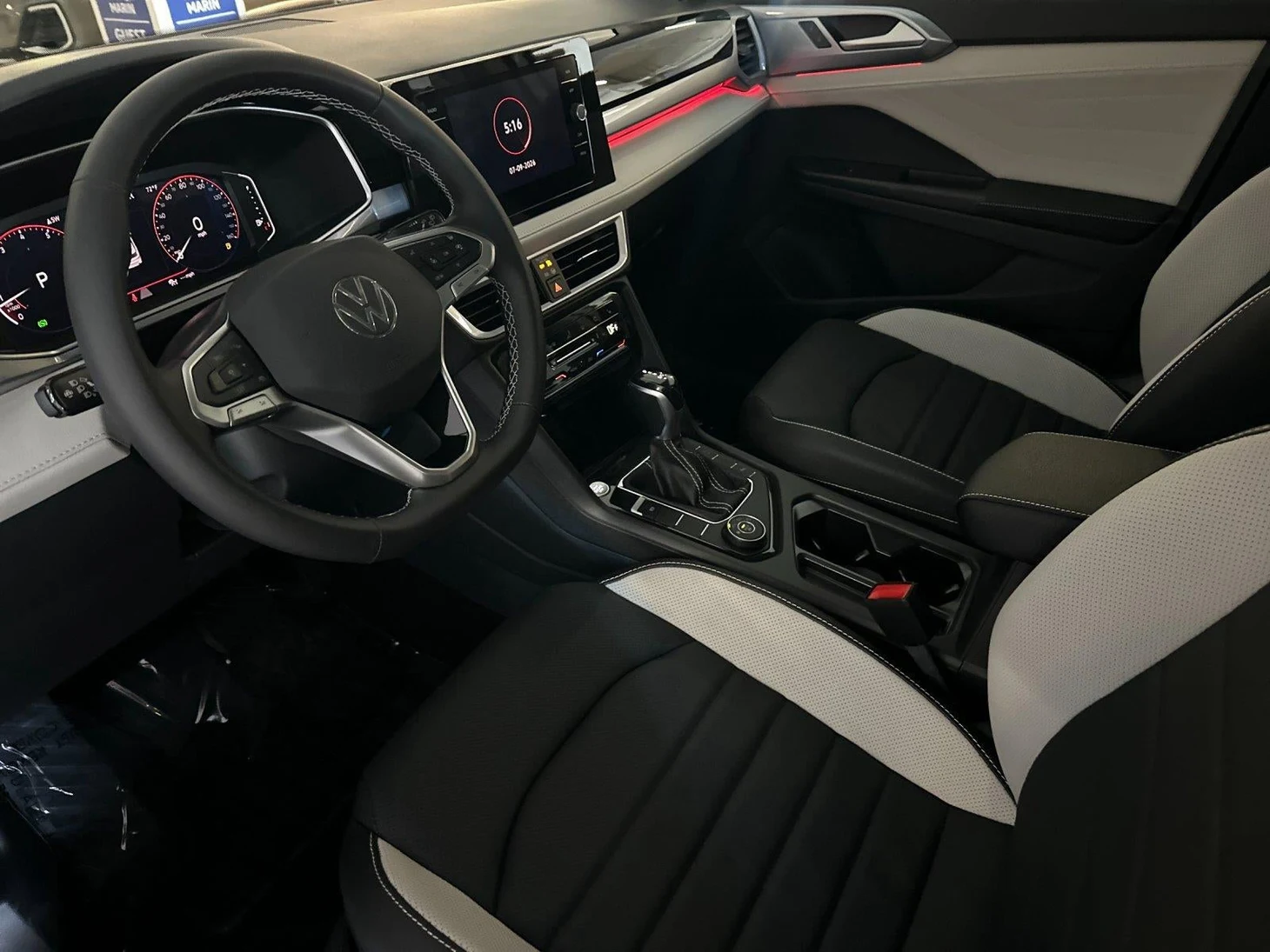 2026 Volkswagen Taos SEL (2025 Update), 9/20
