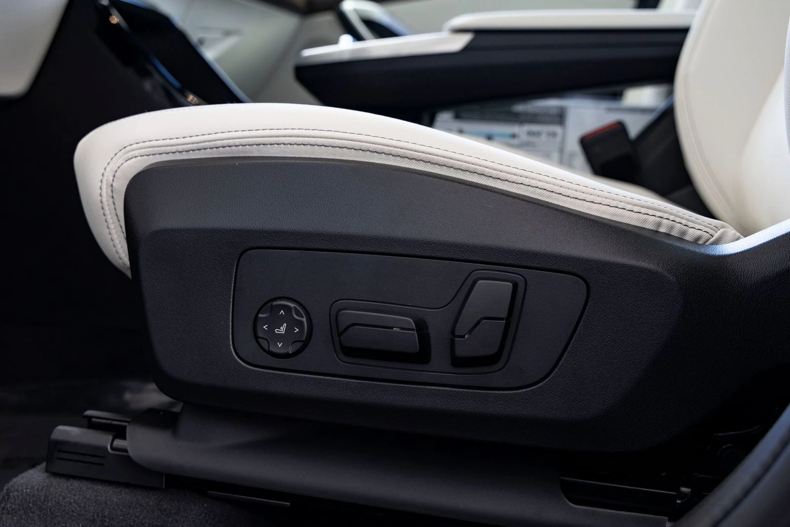 2026 BMW X1 xDrive28i (U11), 15/20