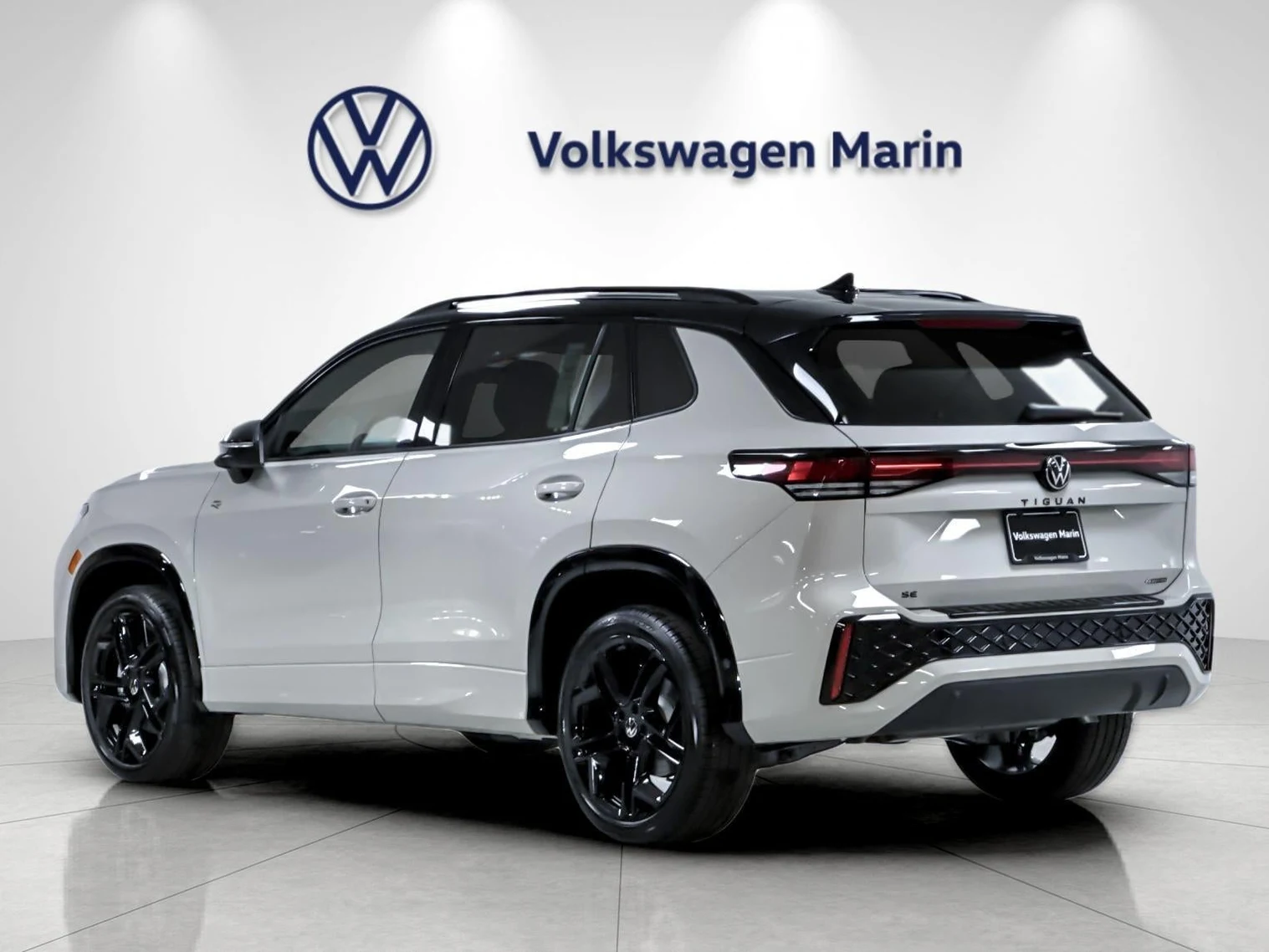 2026 Volkswagen Tiguan SE R-Line Black (3rd Generation North America), 3/20