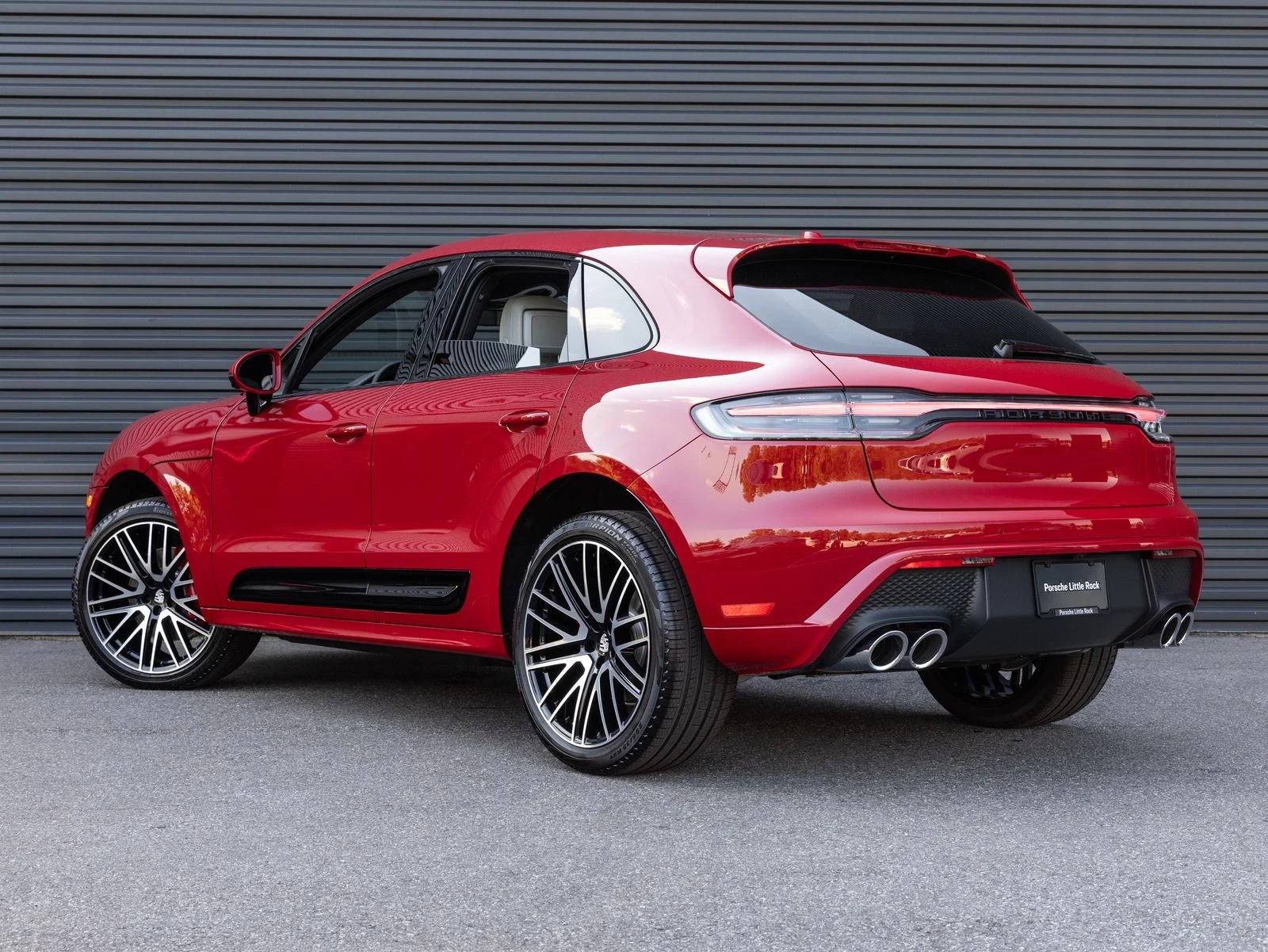 2026 Porsche Macan S (95B), 3/20