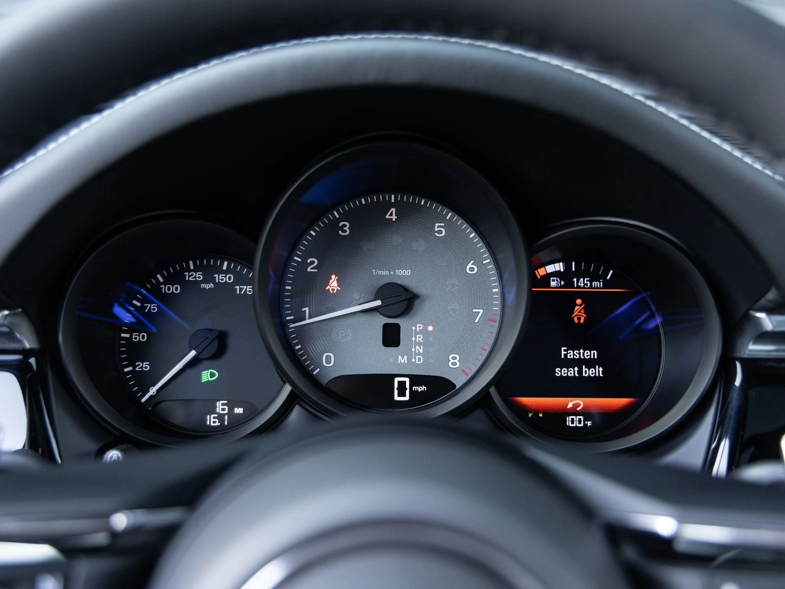 2026 Porsche Macan S (95B), 13/20