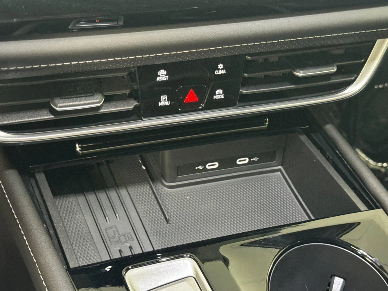 2026 Volkswagen Atlas 2.0T SE with Technology (2024 Update), 17/20