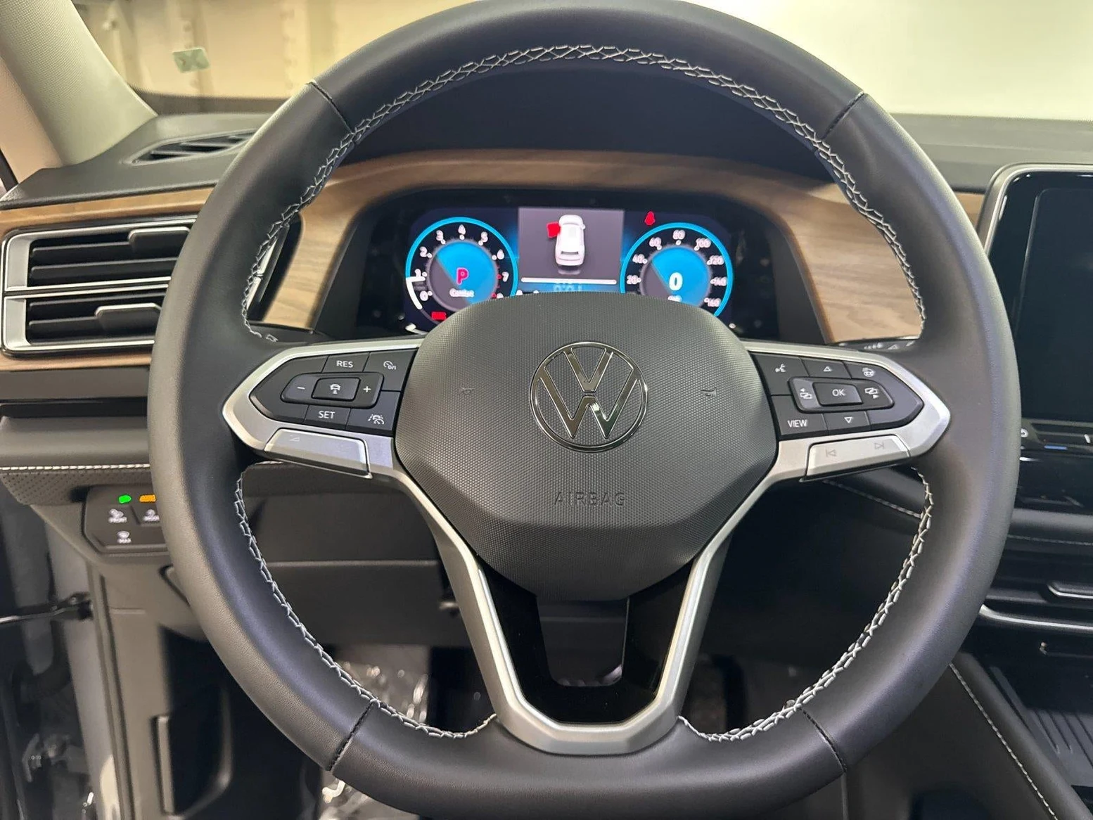2026 Volkswagen Atlas 2.0T SE with Technology (2024 Update), 20/20