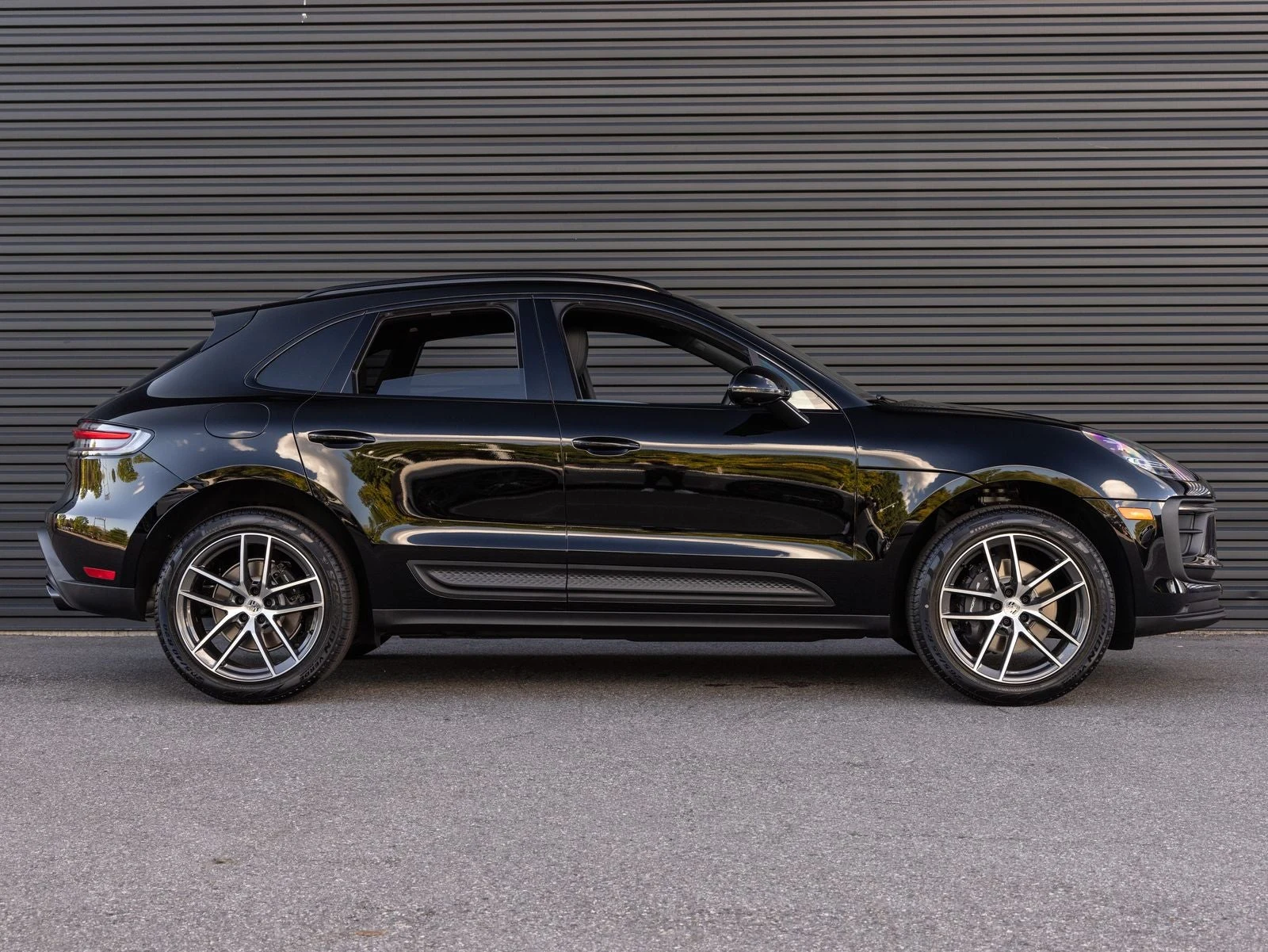 2026 Porsche Macan (95B), 8/20