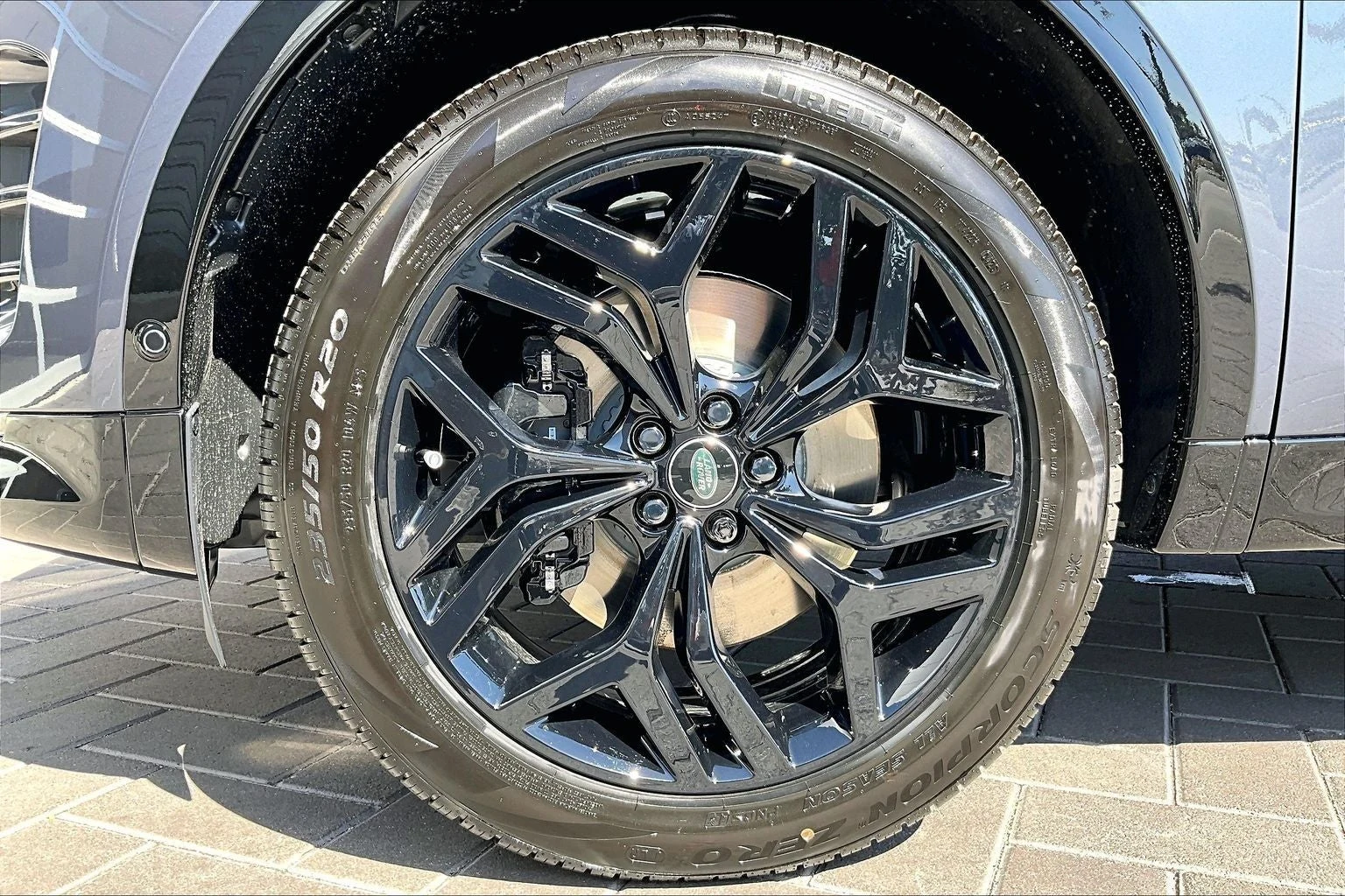 2026 Land Rover Discovery Sport Landmark (L550), 12/14