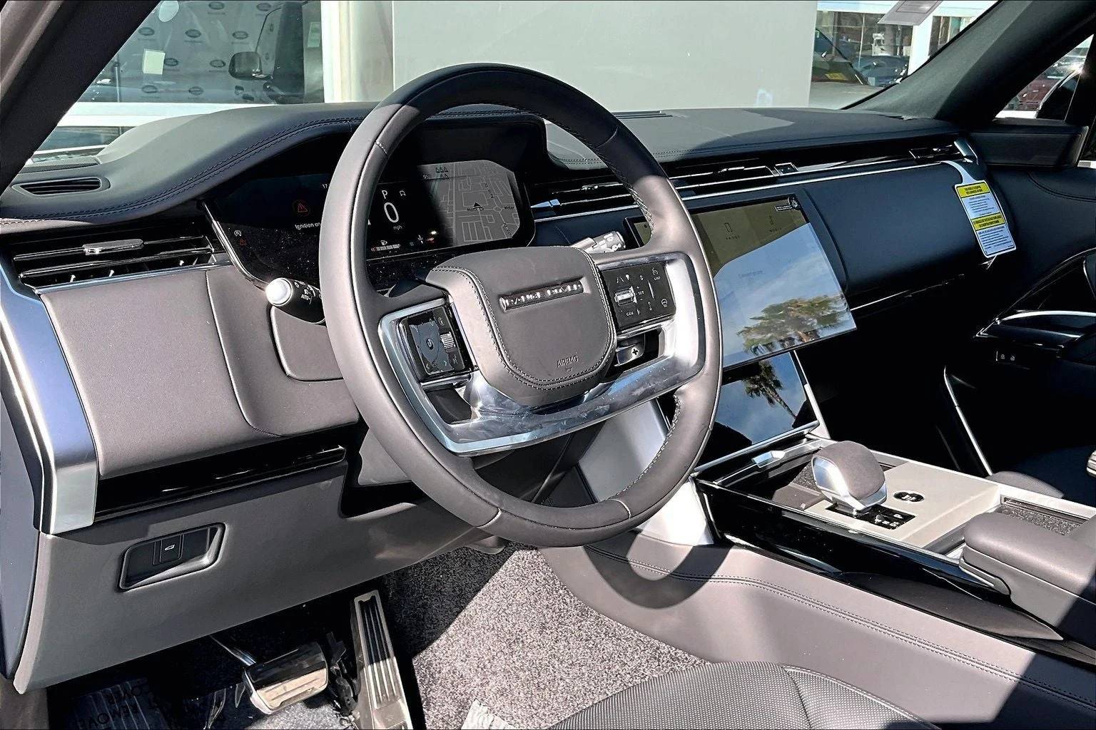 2026 Land Rover Range Rover SE LWB (L460), 6/15