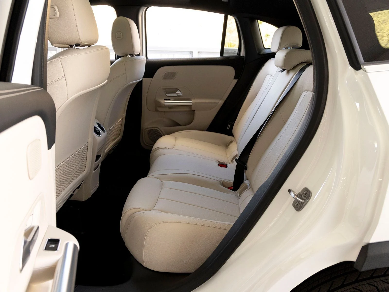 2026 Mercedes-Benz GLA 250 (H247), 19/20