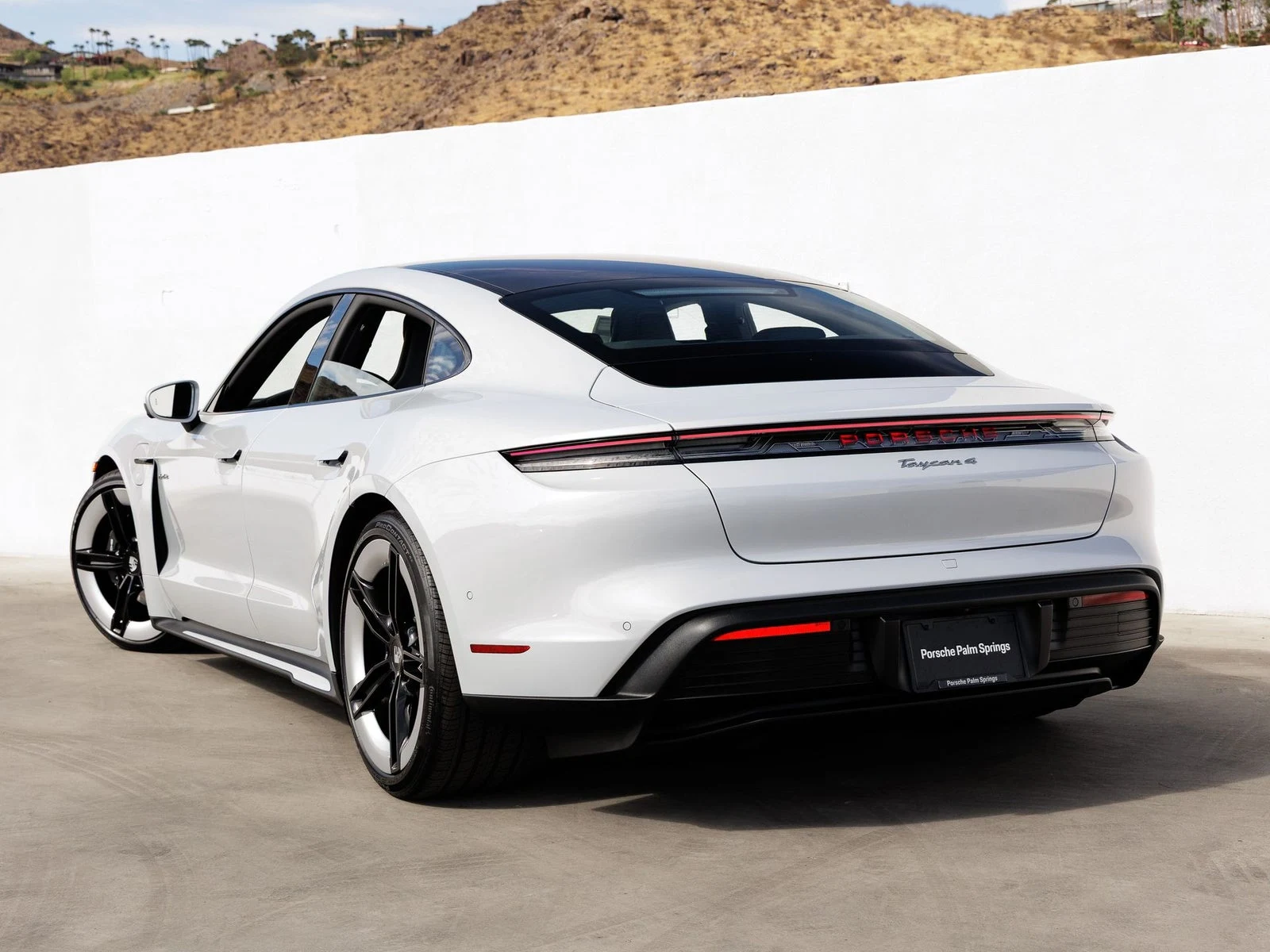 2026 Porsche Taycan 4 Sedan (2025 Update), 3/20