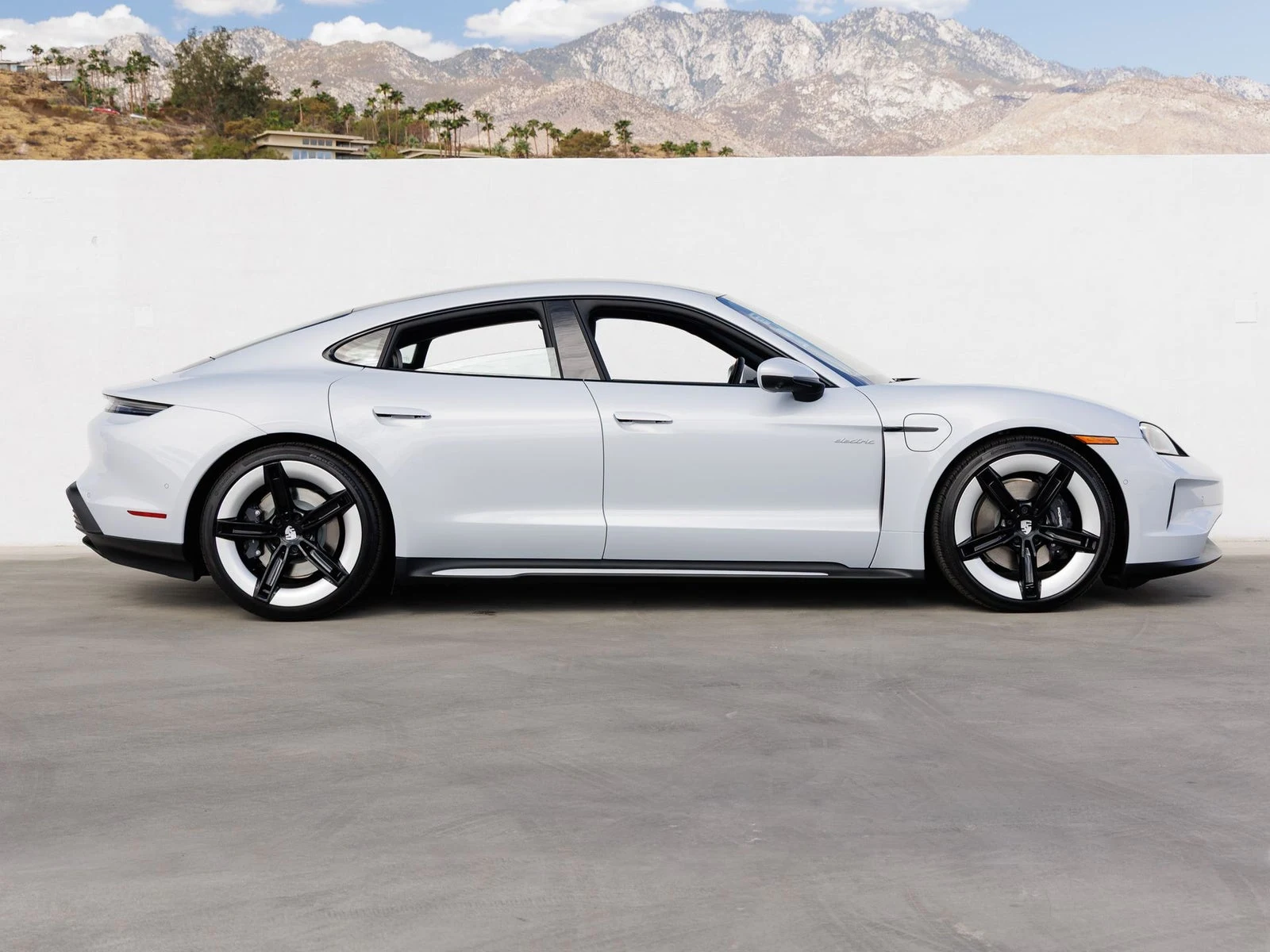 2026 Porsche Taycan 4 Sedan (2025 Update), 8/20
