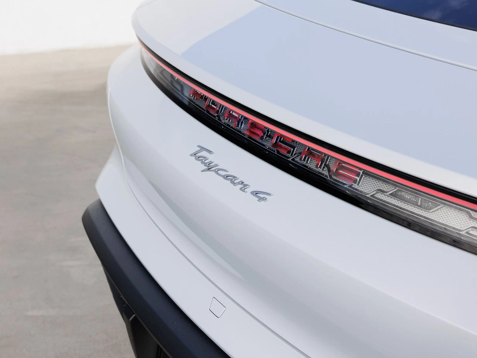2026 Porsche Taycan 4 Sedan (2025 Update), 12/20