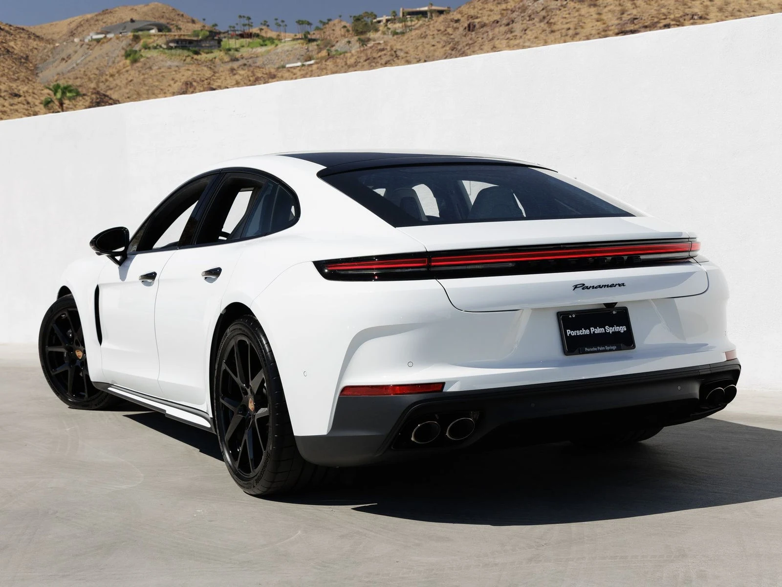 2026 Porsche Panamera (976), 3/20