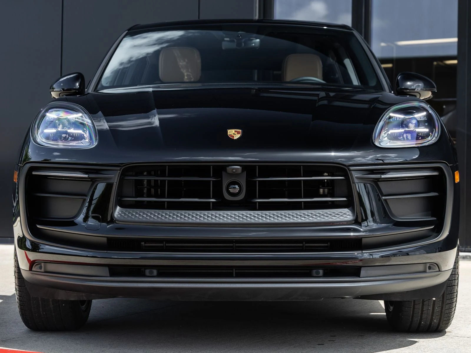 2026 Porsche Macan (95B), 8/20