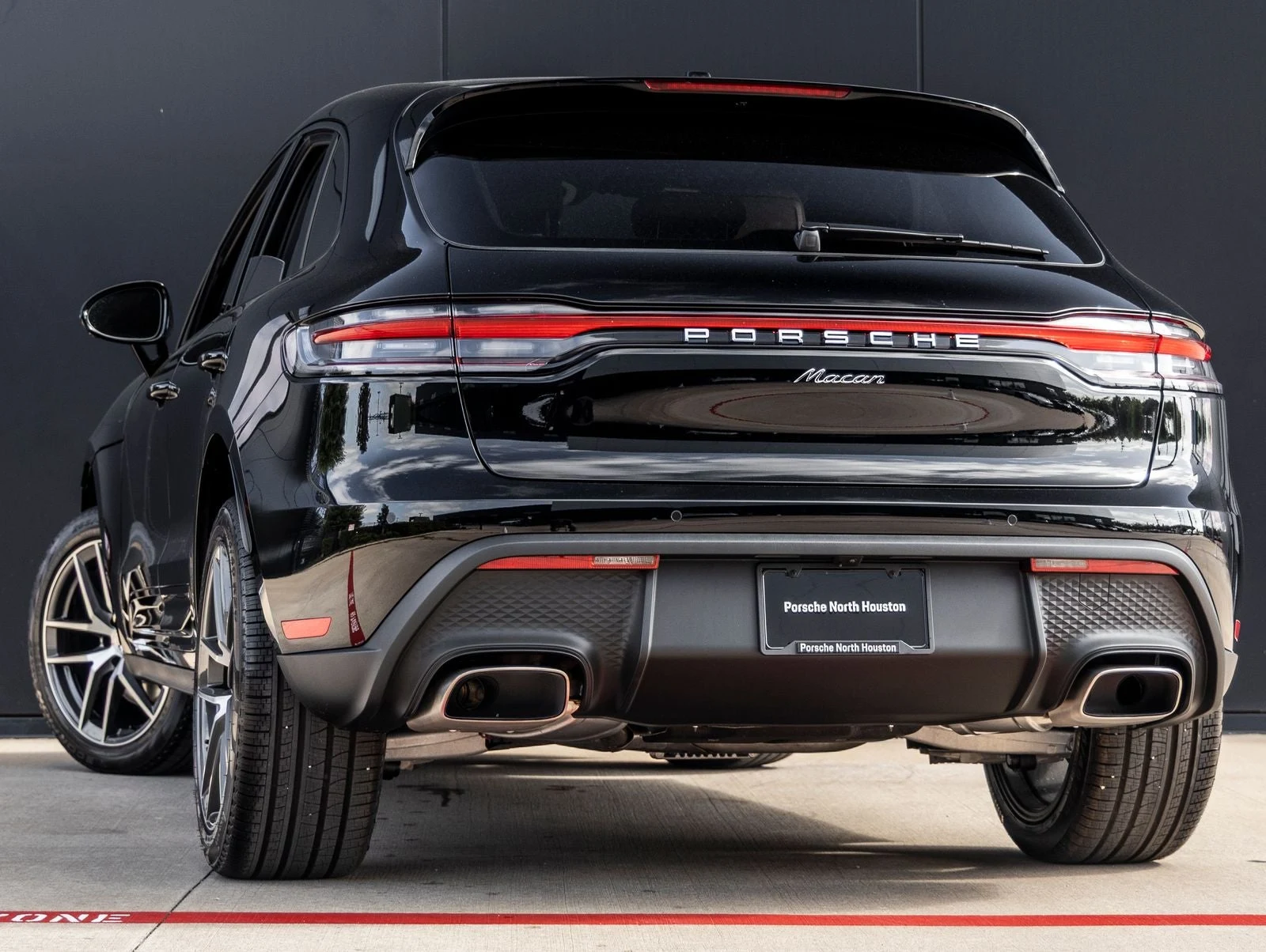 2026 Porsche Macan (95B), 3/20