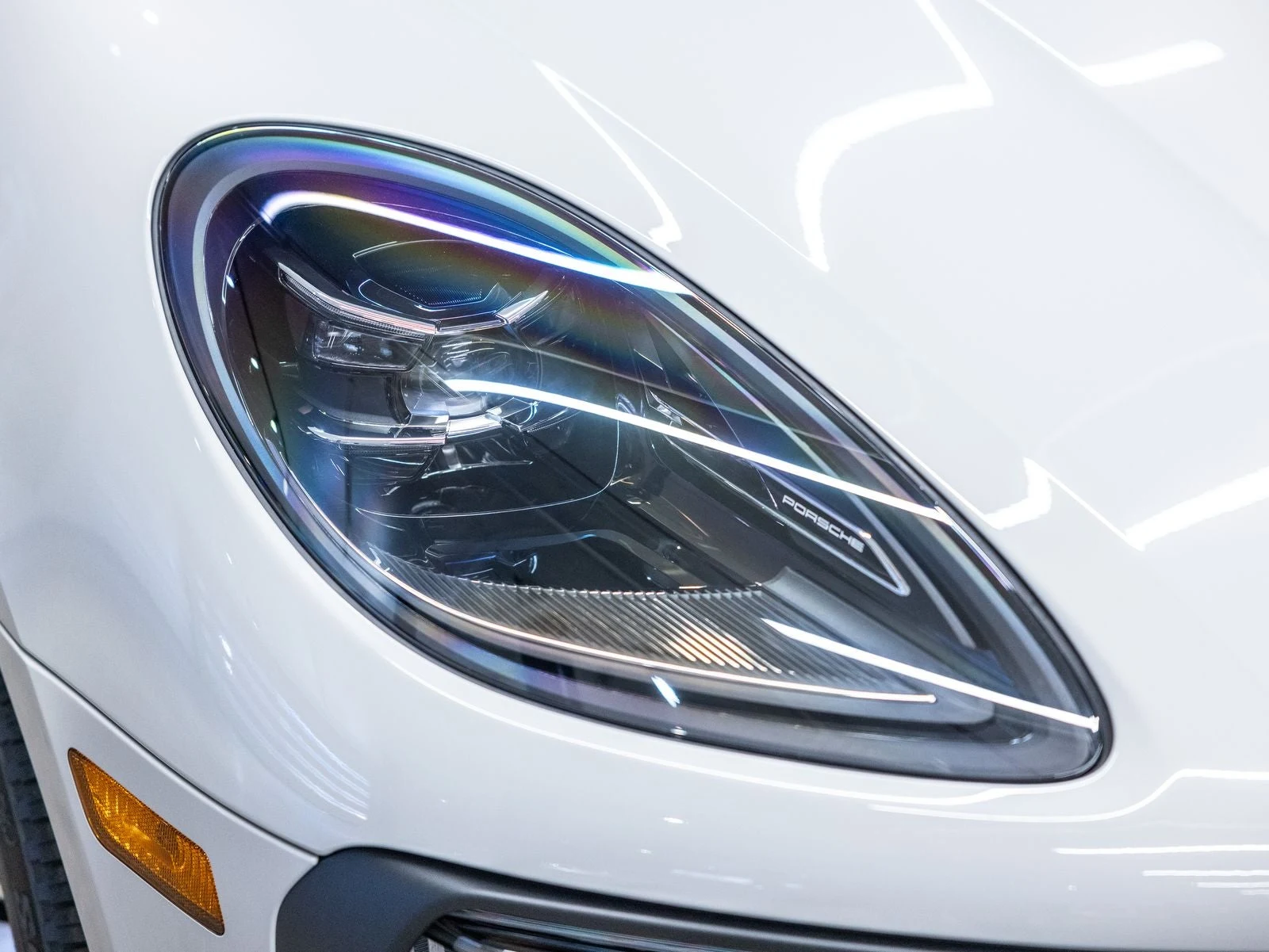 2026 Porsche Macan S (95B), 9/20