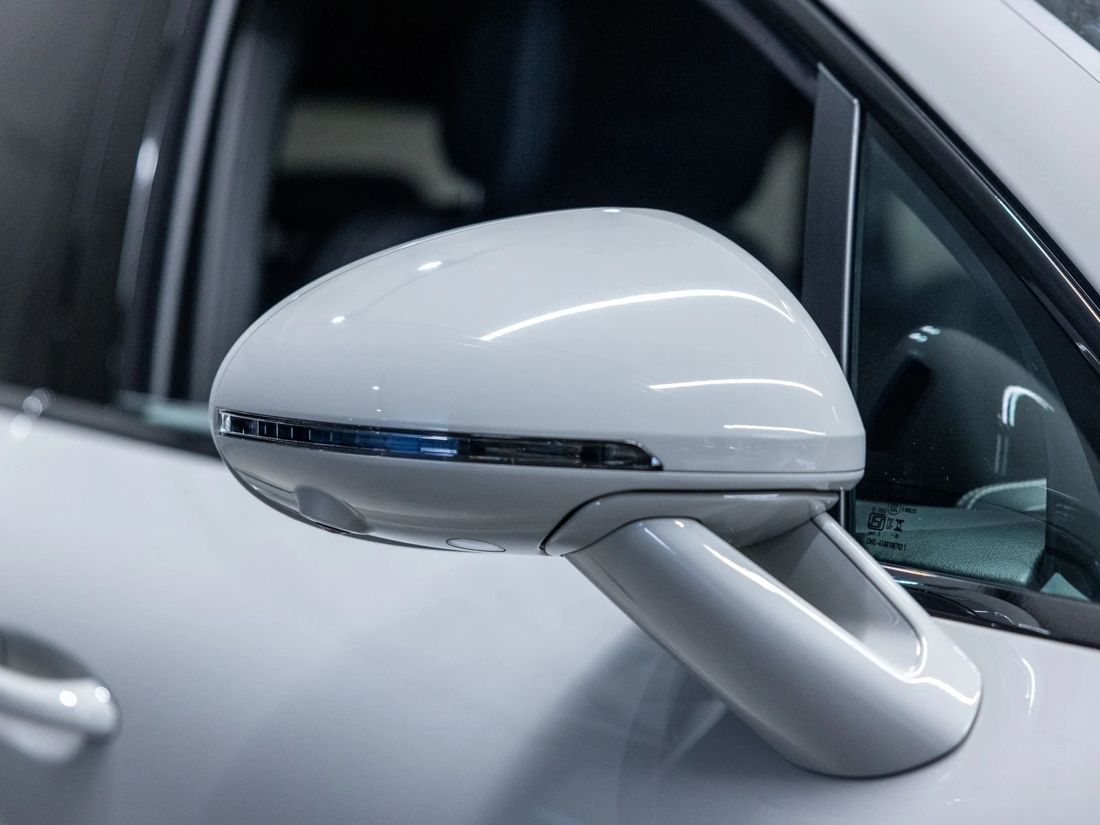 2026 Porsche Macan S (95B), 10/20
