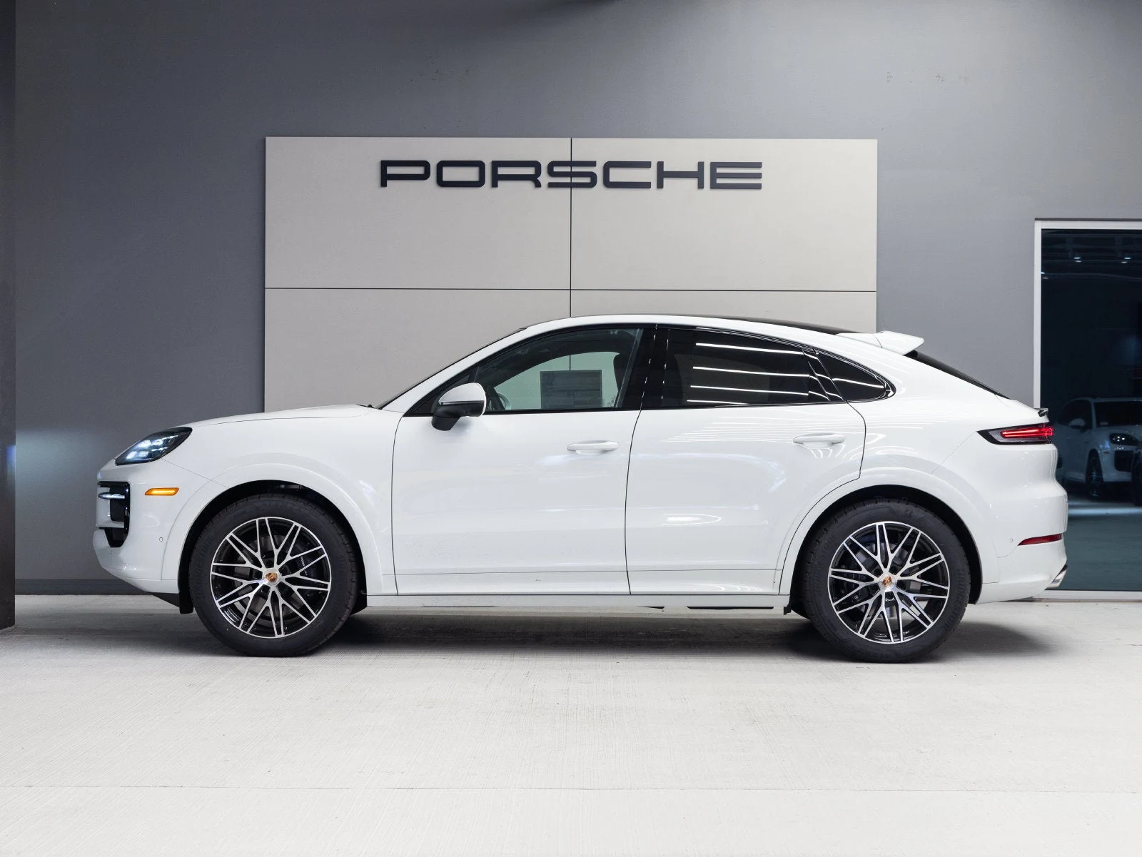 2026 Porsche Cayenne Coupé (3rd Generation), 2/20
