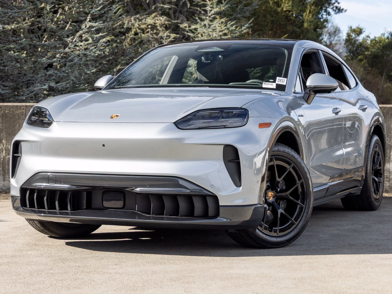 Porsche Cayenne Coupé Electric (E4) · Dolomite Silver Metallic · Indigo Auto Group