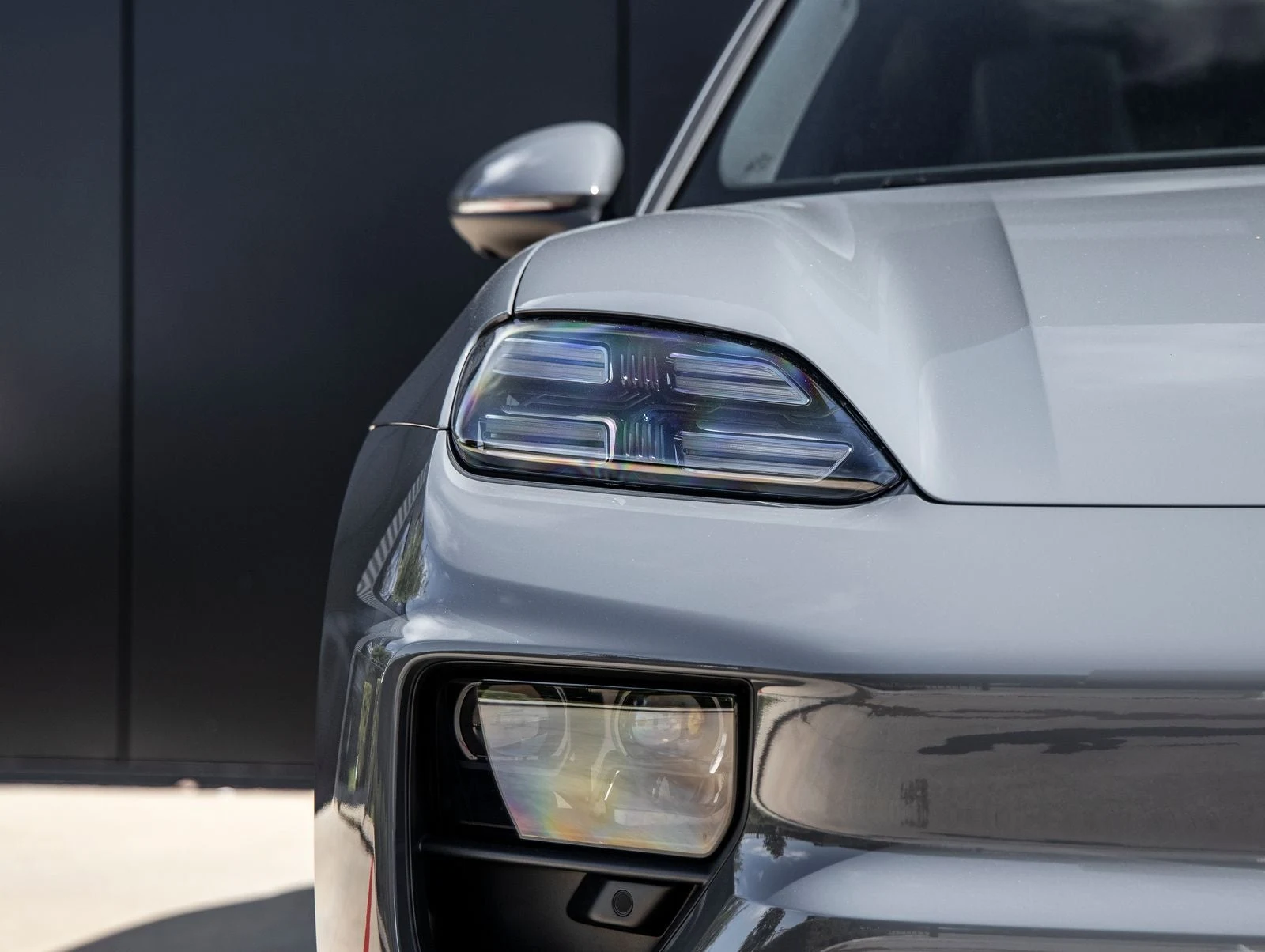 2026 Porsche Macan 4 Electric (XAB), 18/20