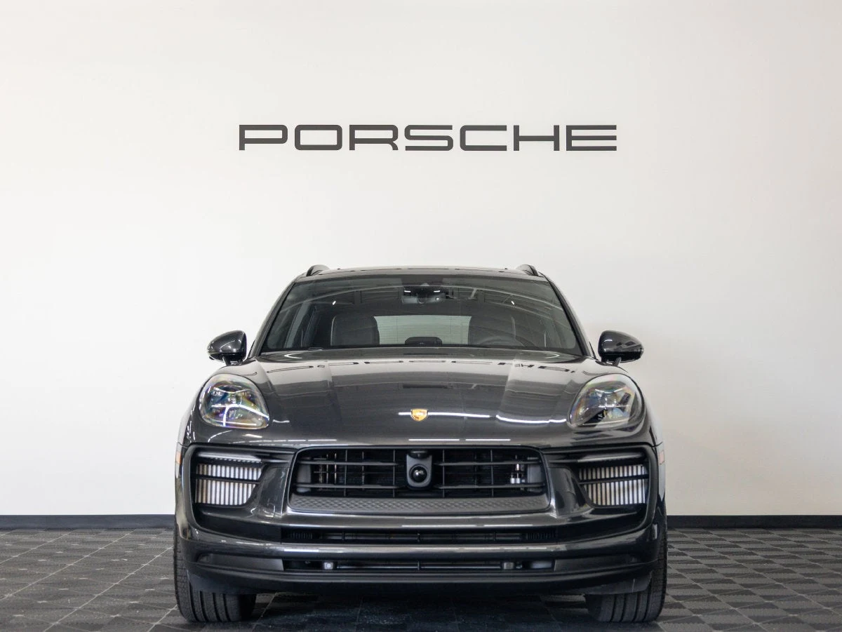 2026 Porsche Macan S (95B), 10/20