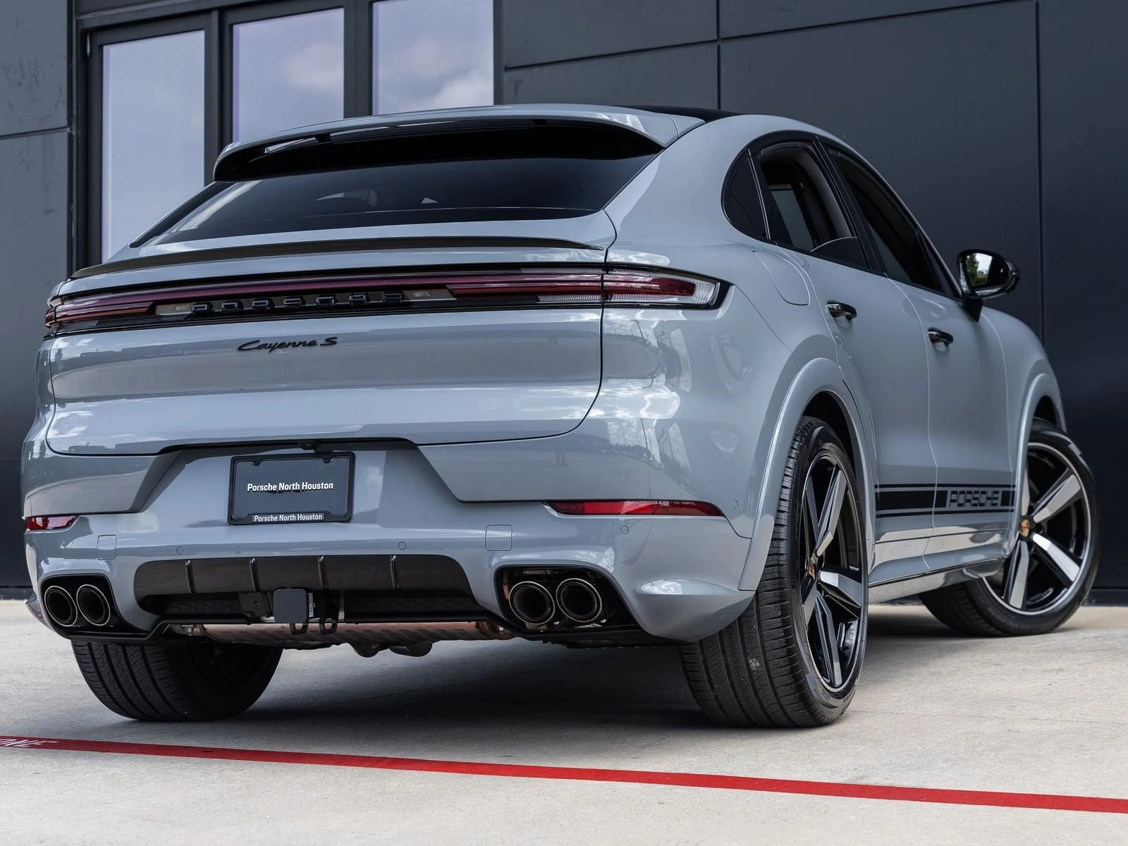 2026 Porsche Cayenne S Coupé (3rd Generation), 11/20