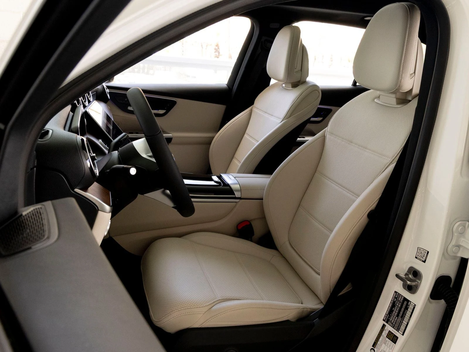 2026 Mercedes-Benz GLC 300 4MATIC (X254), 10/20