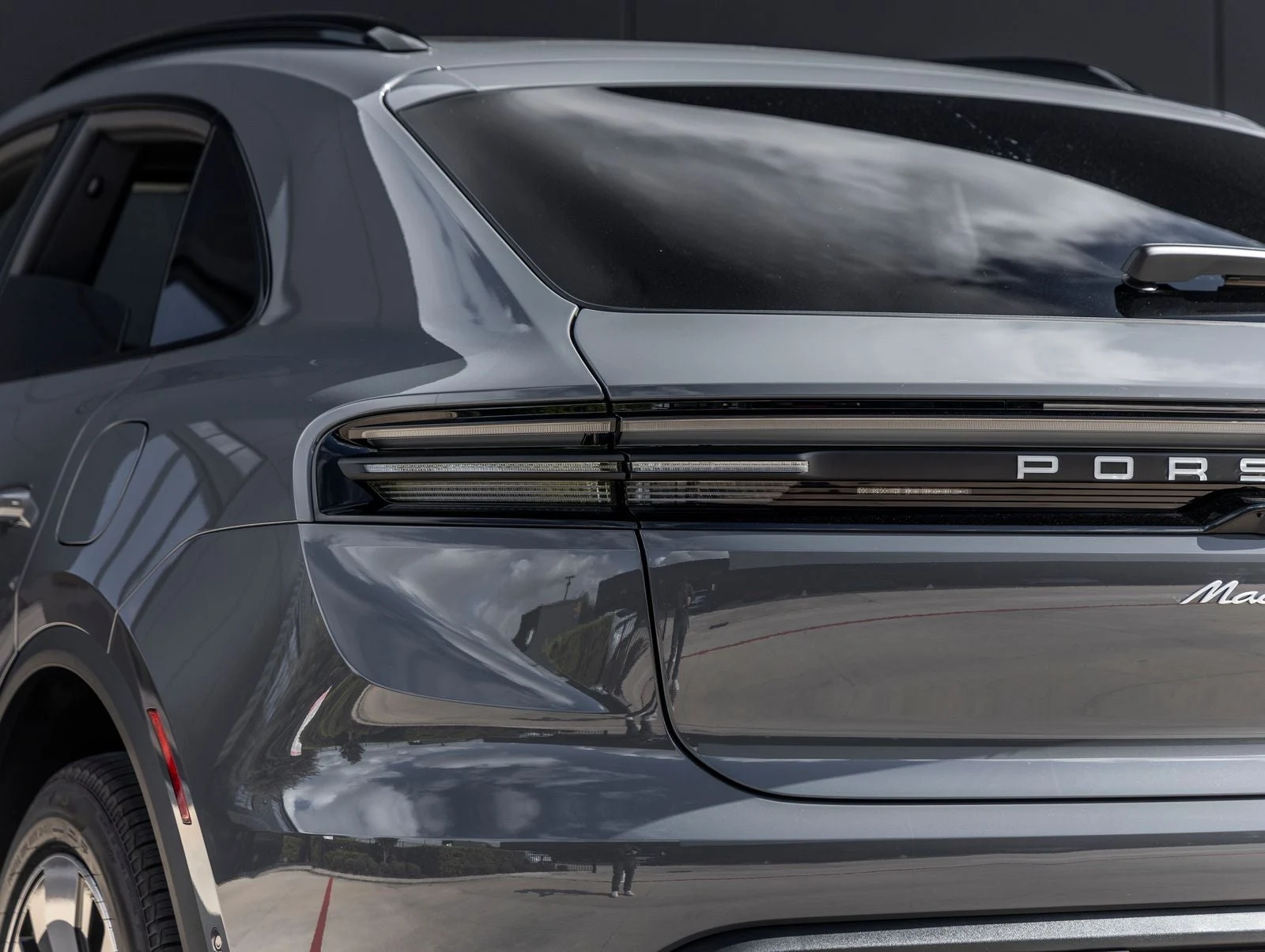 2026 Porsche Macan 4 Electric (XAB), 14/20