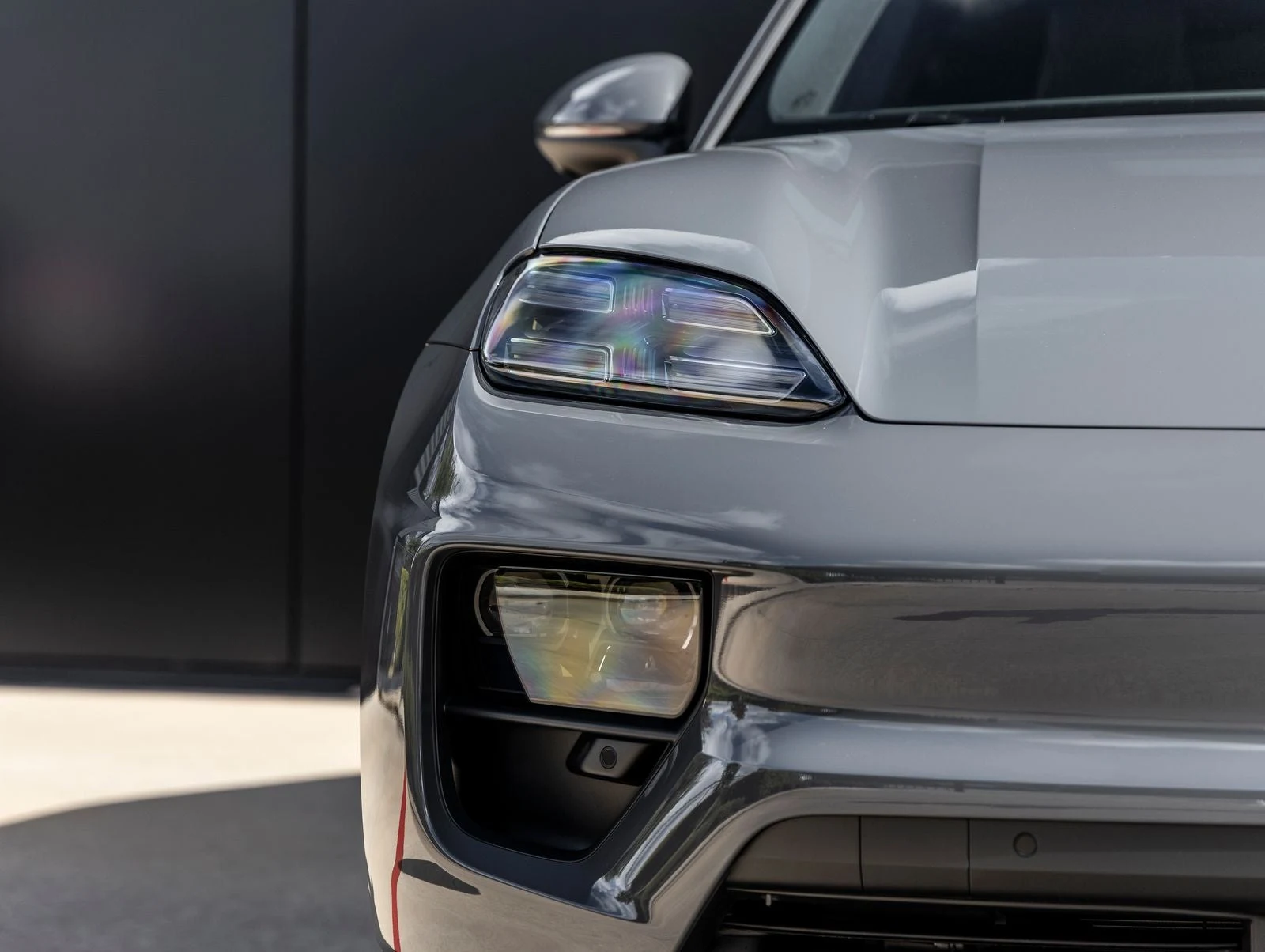 2026 Porsche Macan 4 Electric (XAB), 18/20