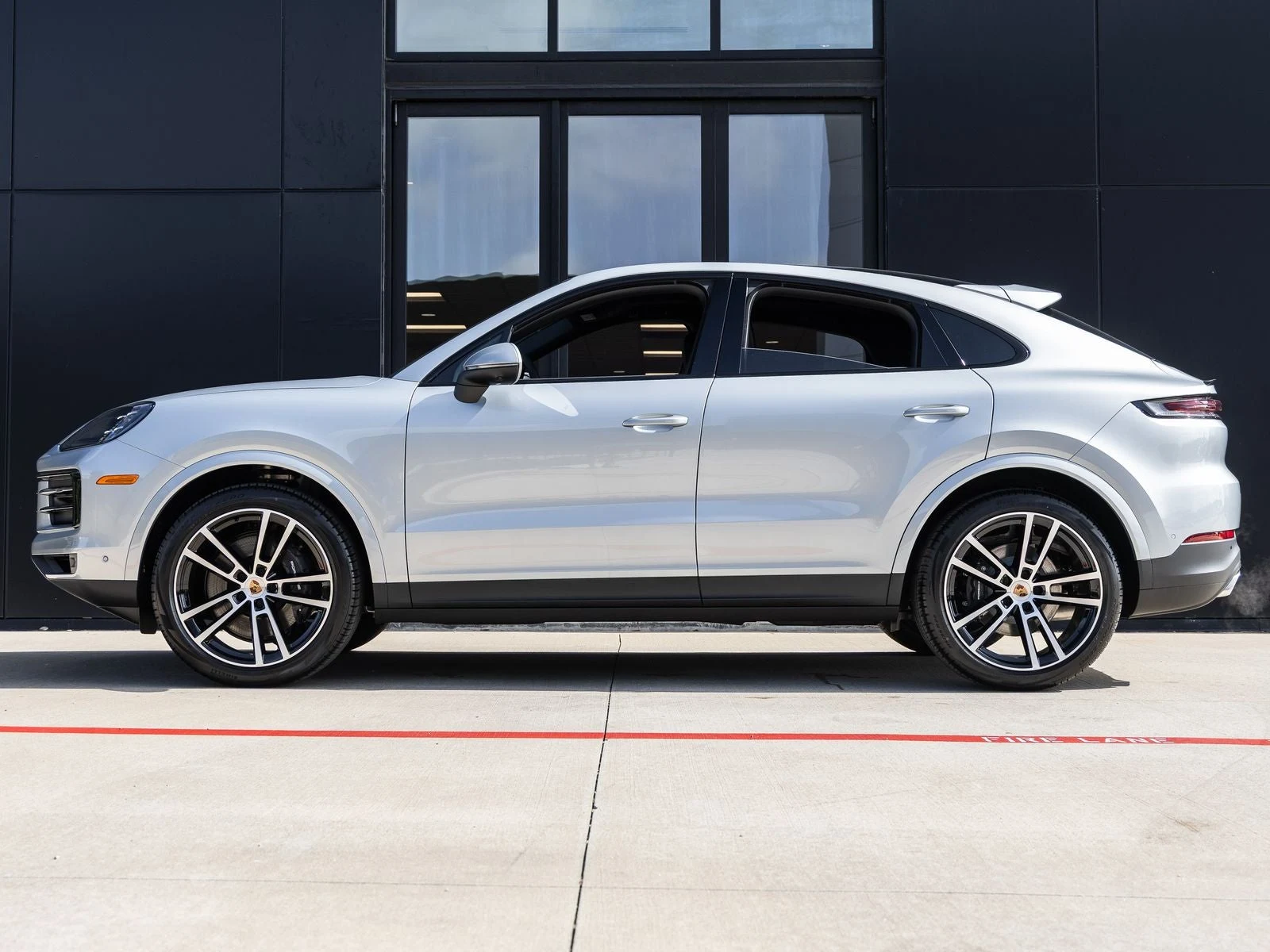 2026 Porsche Cayenne Coupé (3rd Generation), 2/20