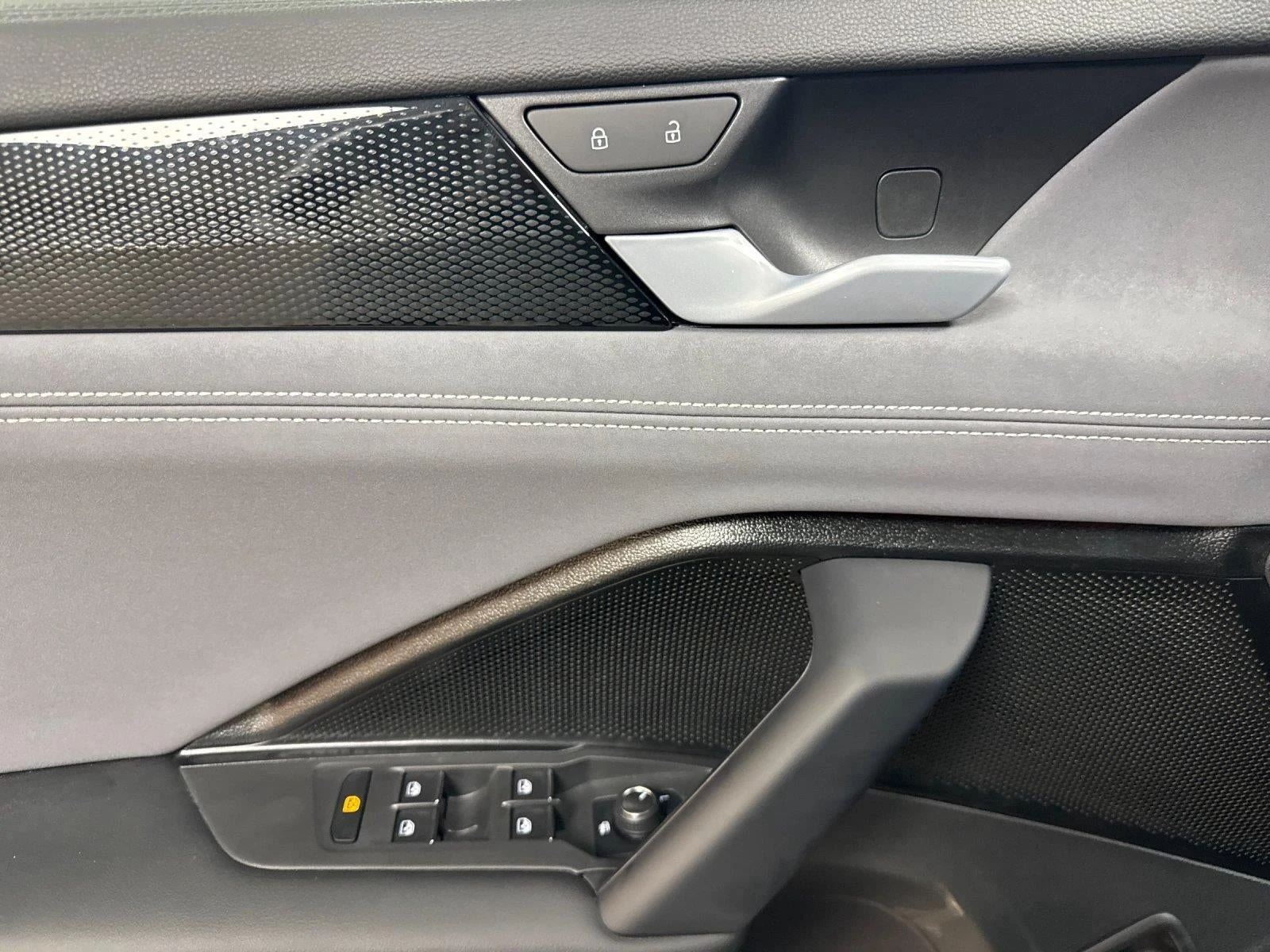 2026 Volkswagen Tiguan SE (3rd Generation North America), 10/20