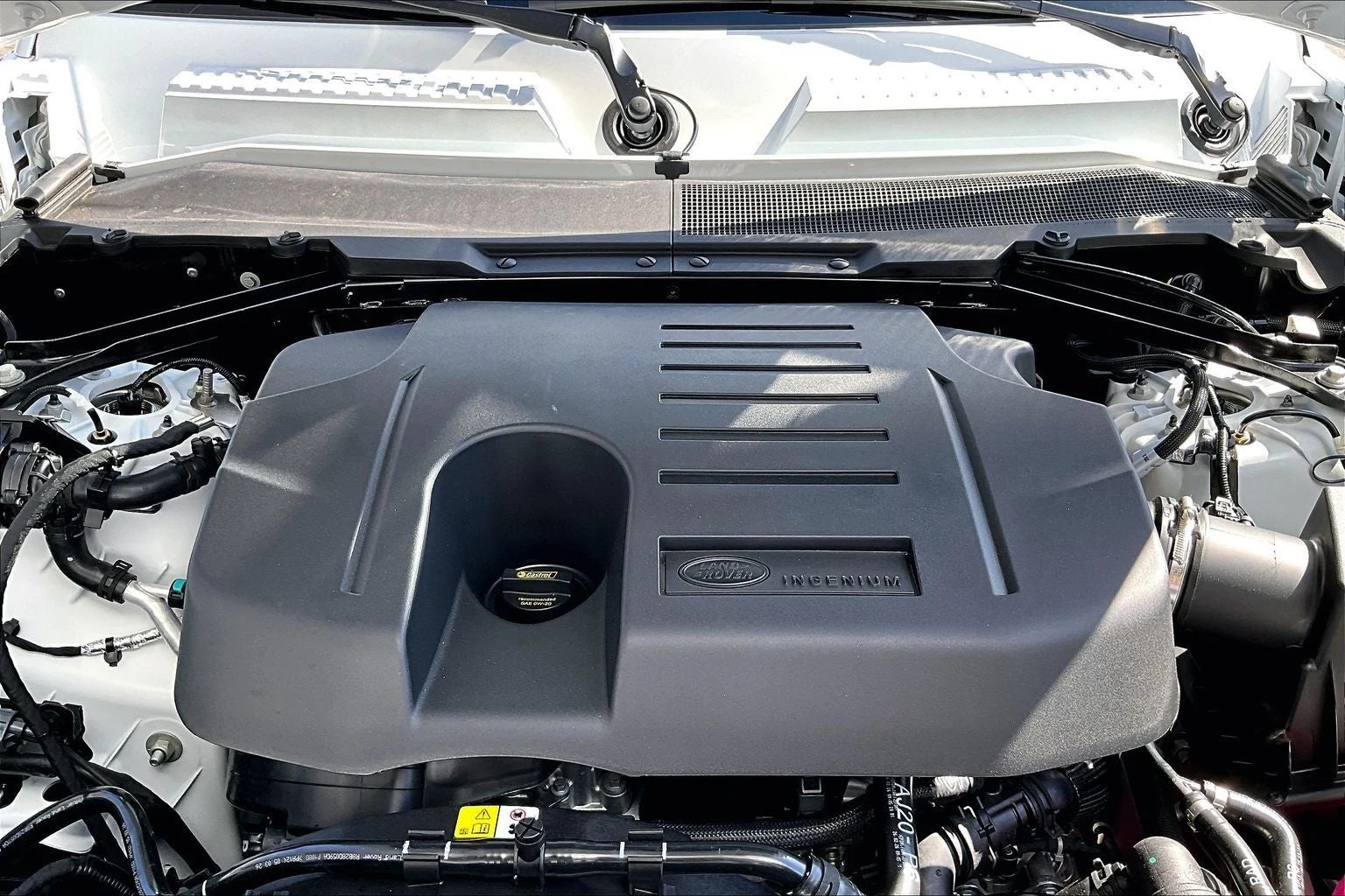 2026 Land Rover Defender 110 X-Dynamic SE (L663), 11/14
