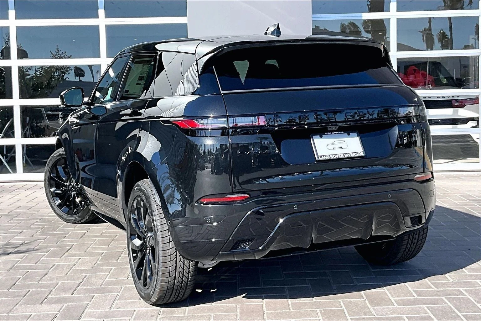 2026 Land Rover Range Rover Evoque Hoxton Edition (L551), 3/14