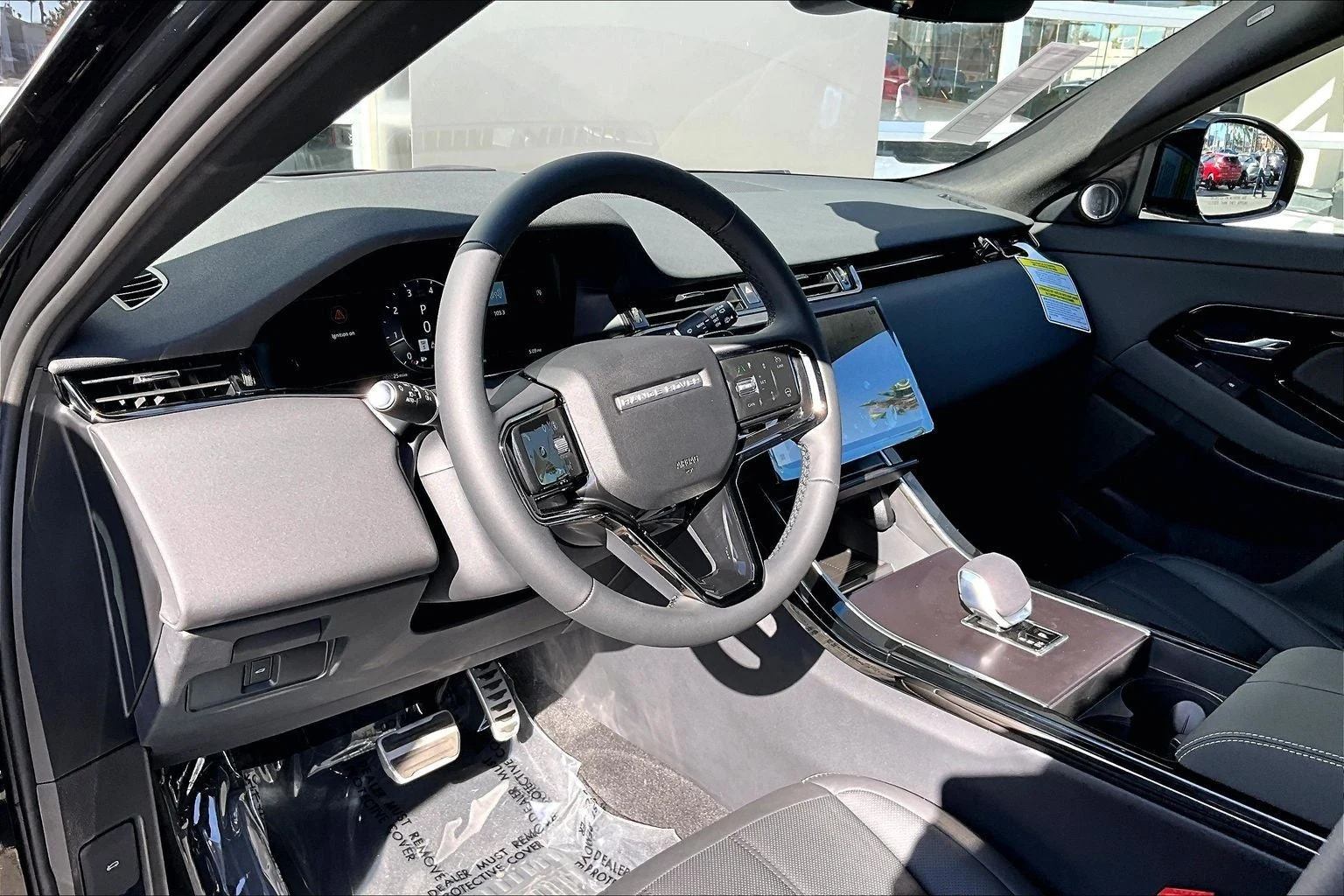 2026 Land Rover Range Rover Evoque Hoxton Edition (L551), 6/14