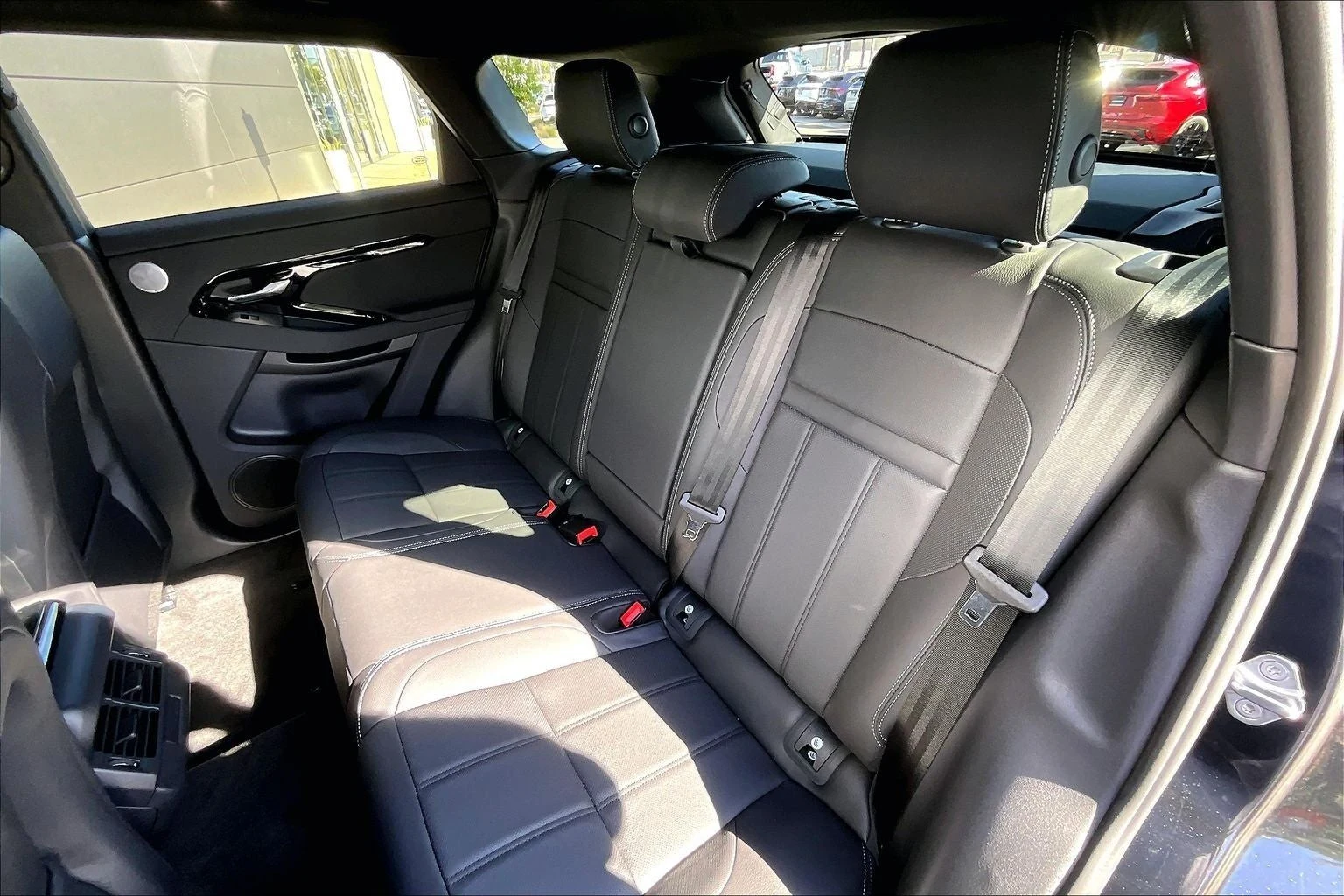 2026 Land Rover Range Rover Evoque Hoxton Edition (L551), 10/14