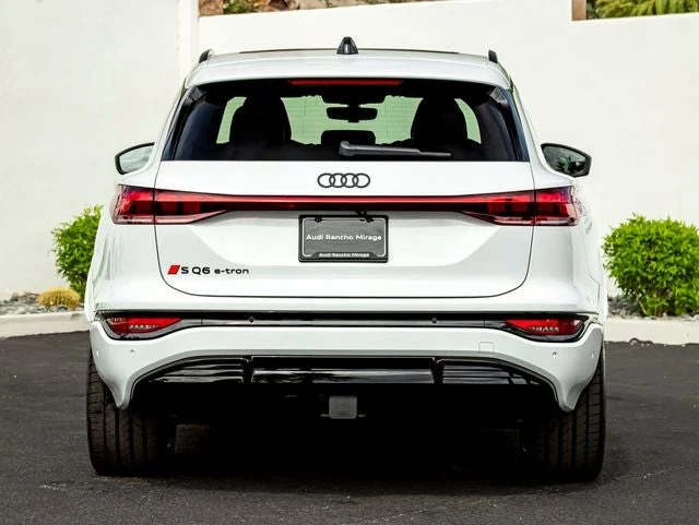 2027 Audi SQ6 e-tron Premium Plus quattro, 8/20