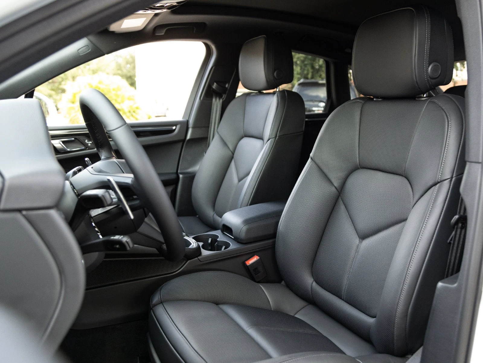 2026 Porsche Macan (95B), 5/20