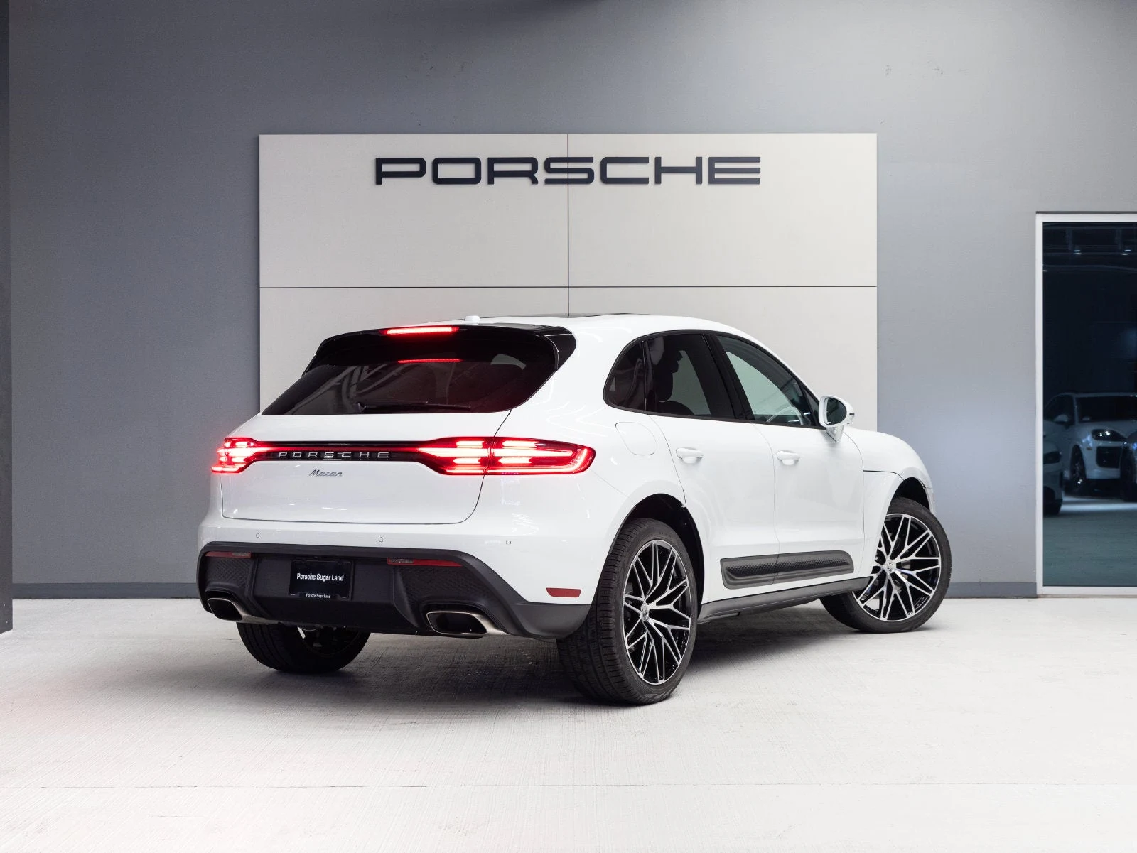 2026 Porsche Macan (95B), 7/20