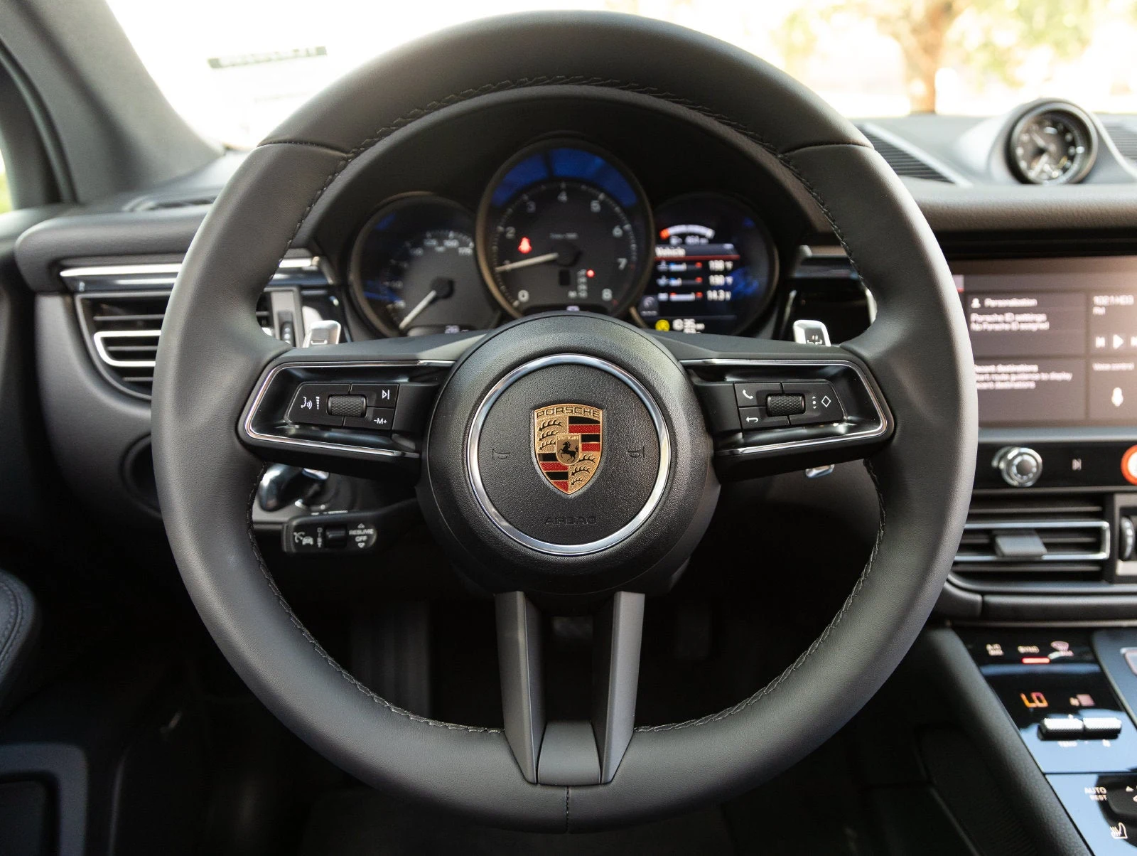 2026 Porsche Macan (95B), 13/20