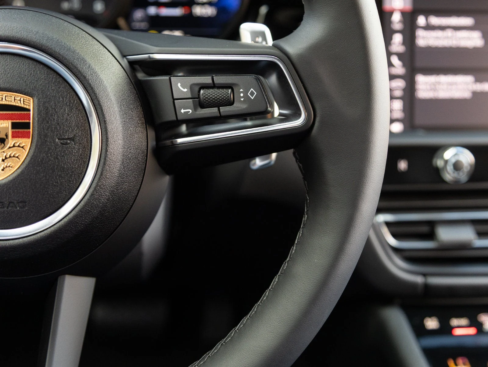 2026 Porsche Macan (95B), 16/20