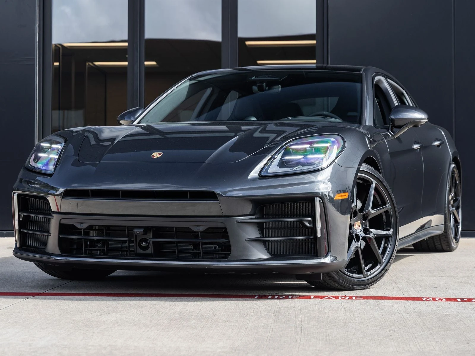 Porsche Panamera 4 (976) · Volcano Grey Metallic · Indigo Auto Group