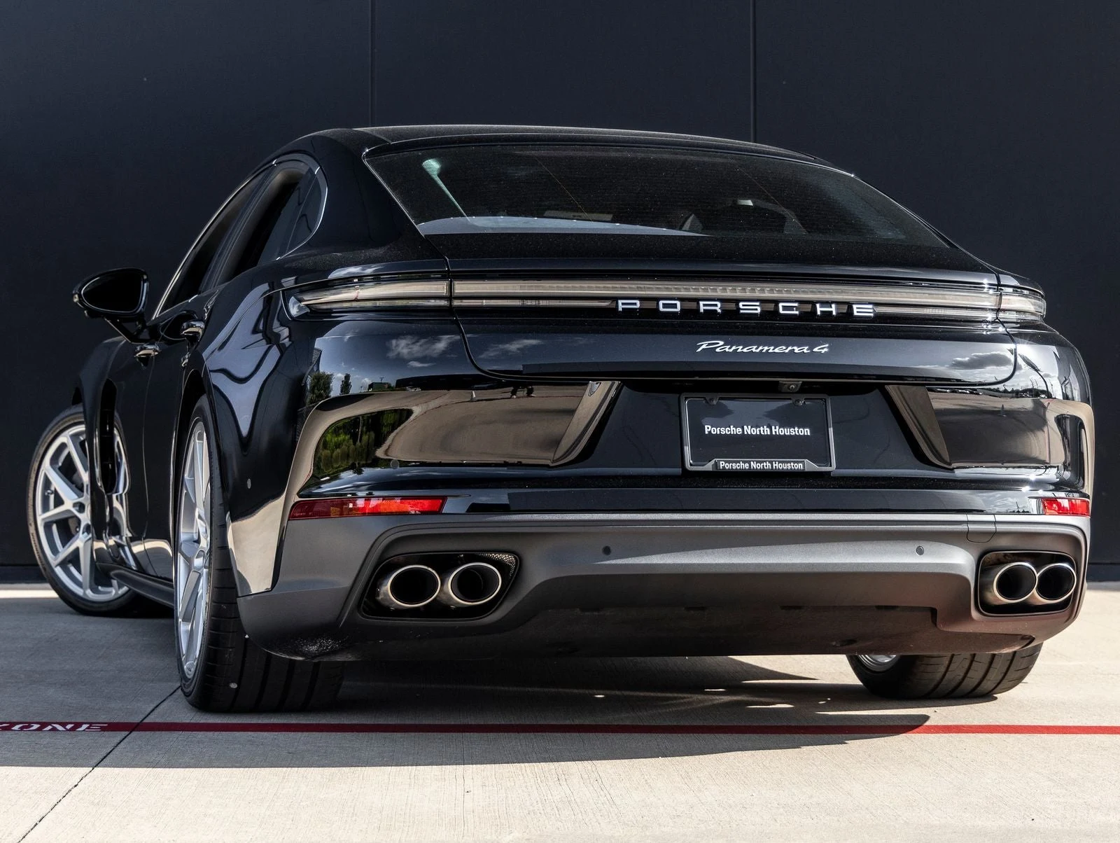 2026 Porsche Panamera 4 (976), 3/20