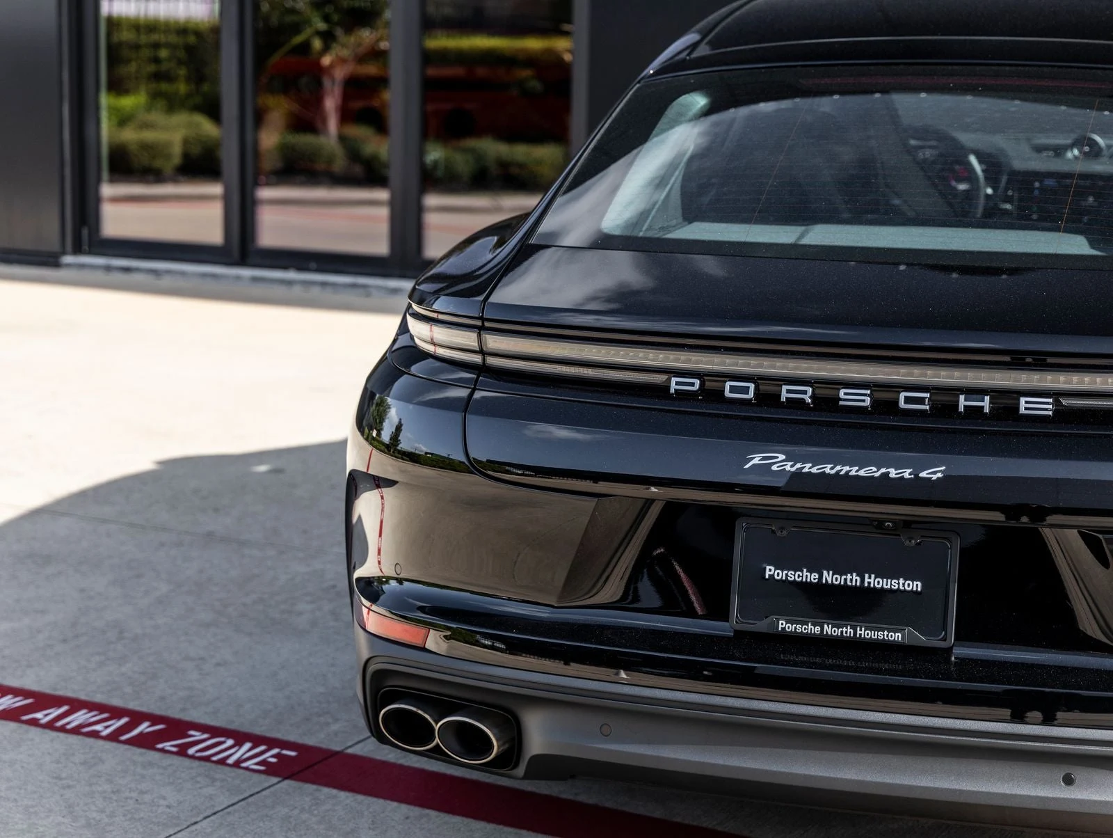 2026 Porsche Panamera 4 (976), 13/20