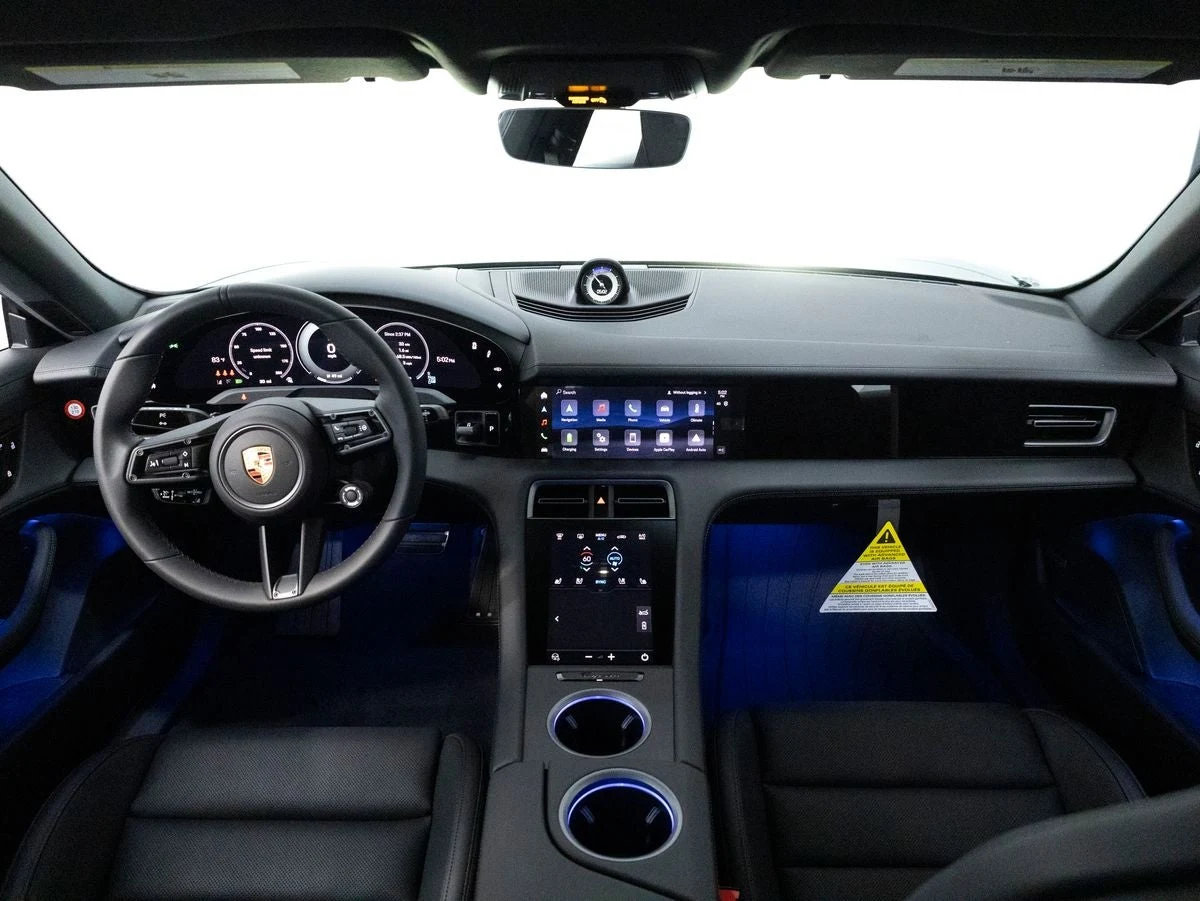2026 Porsche Taycan 4S (2025 Update), 17/20