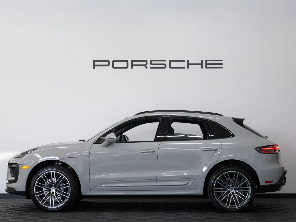 2026 Porsche Macan (95B), 2/20
