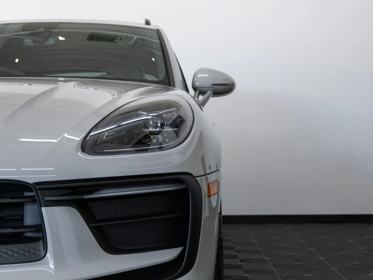 2026 Porsche Macan (95B), 12/20