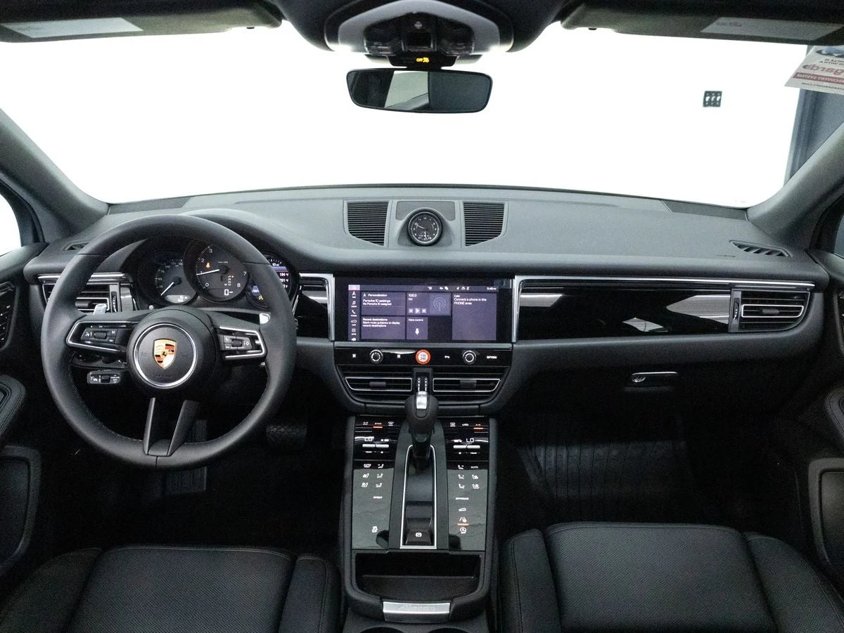 2026 Porsche Macan (95B), 16/20