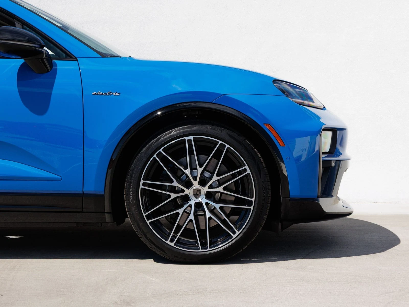 2026 Porsche Macan Turbo Electric (XAB), 11/20