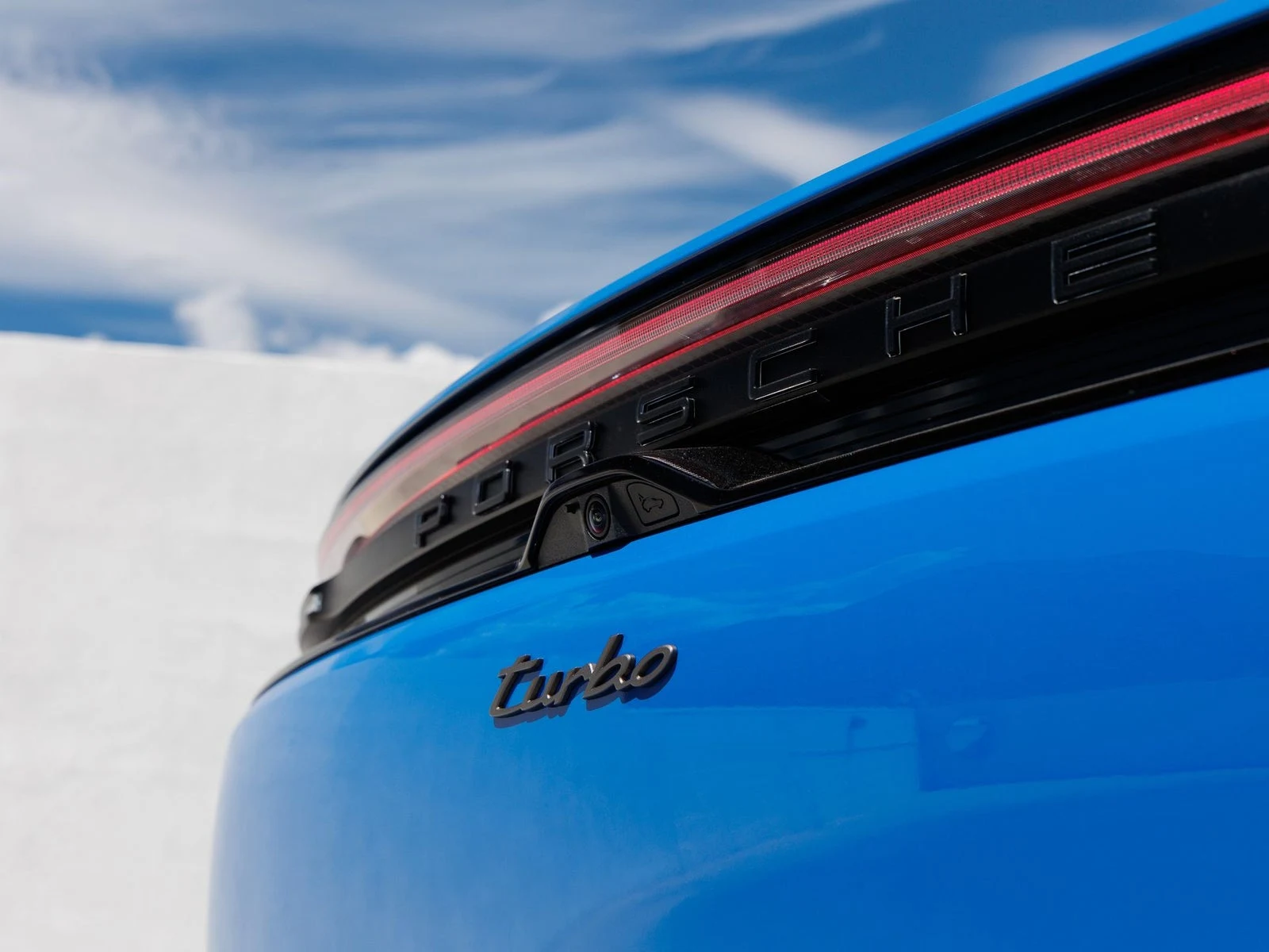2026 Porsche Macan Turbo Electric (XAB), 12/20