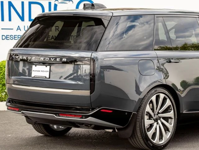 2026 Land Rover Range Rover SE LWB (L460), 7/20