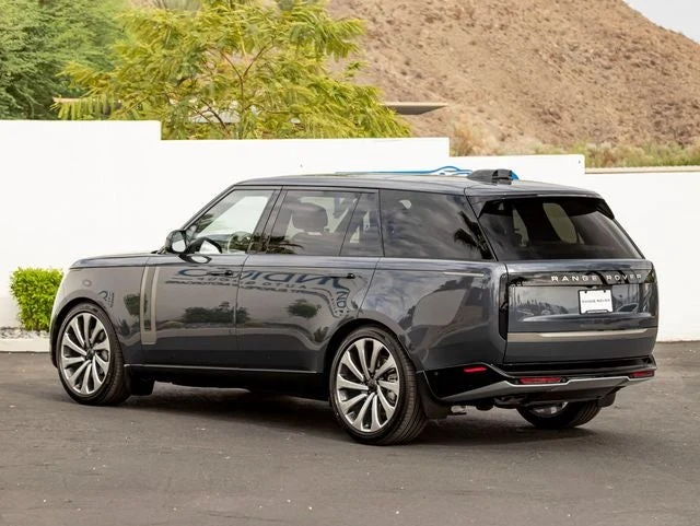 2026 Land Rover Range Rover SE LWB (L460), 9/20
